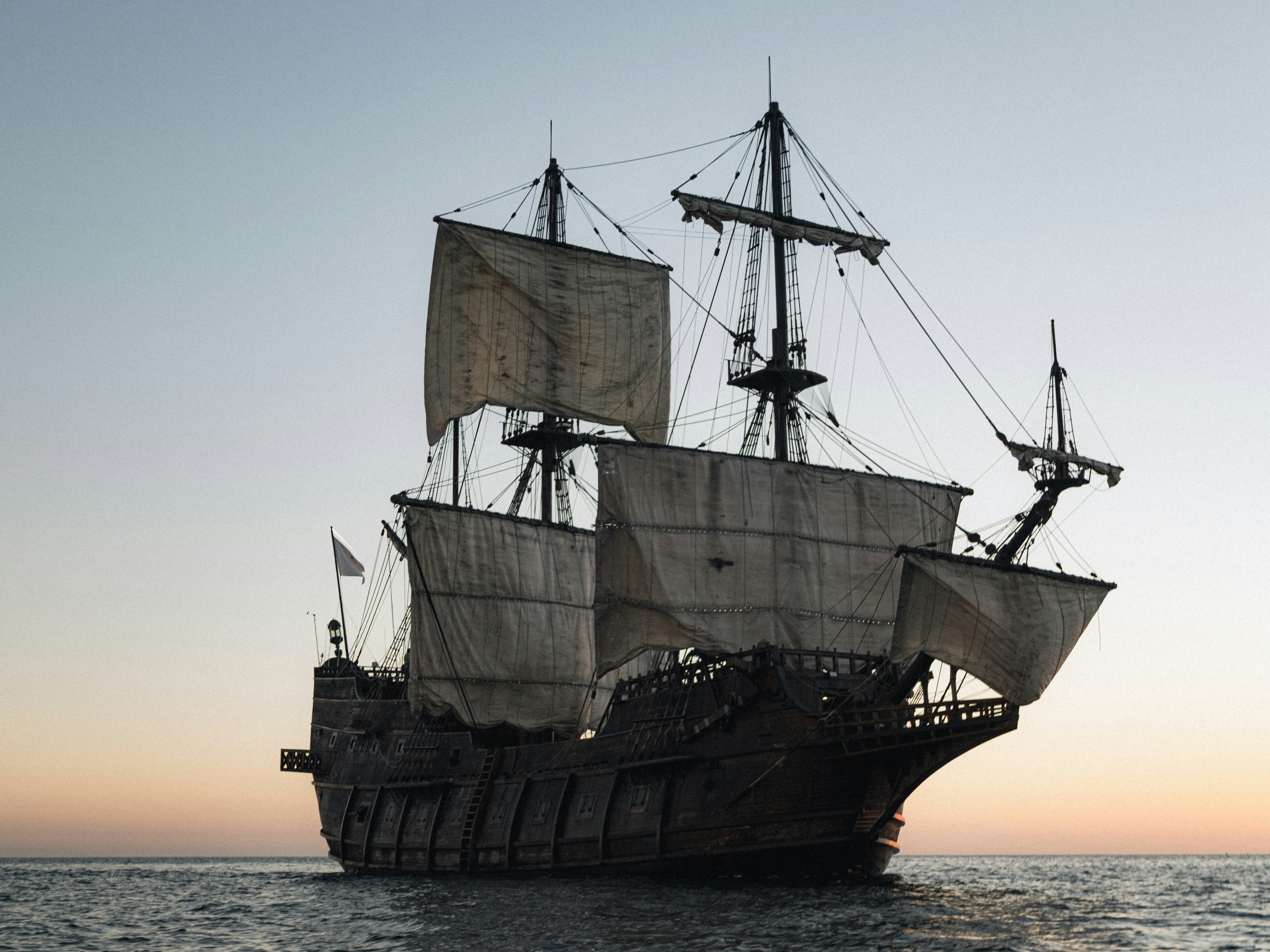 pirate ship naval combat
