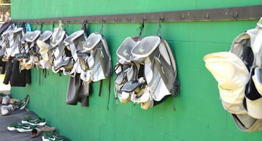 【2026年最新】野球スパイクおすすめ4選｜人工芝用と土用の違いを解説