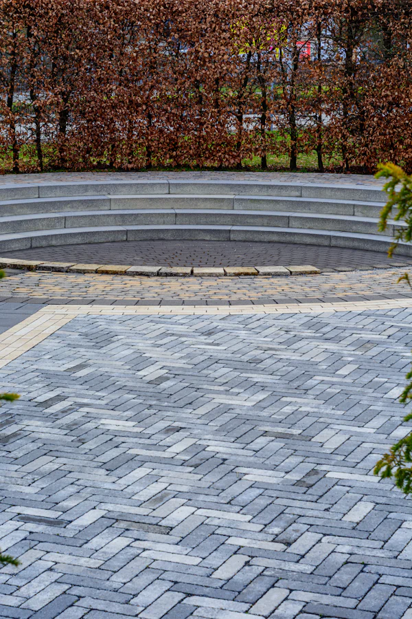 Retaining wall
