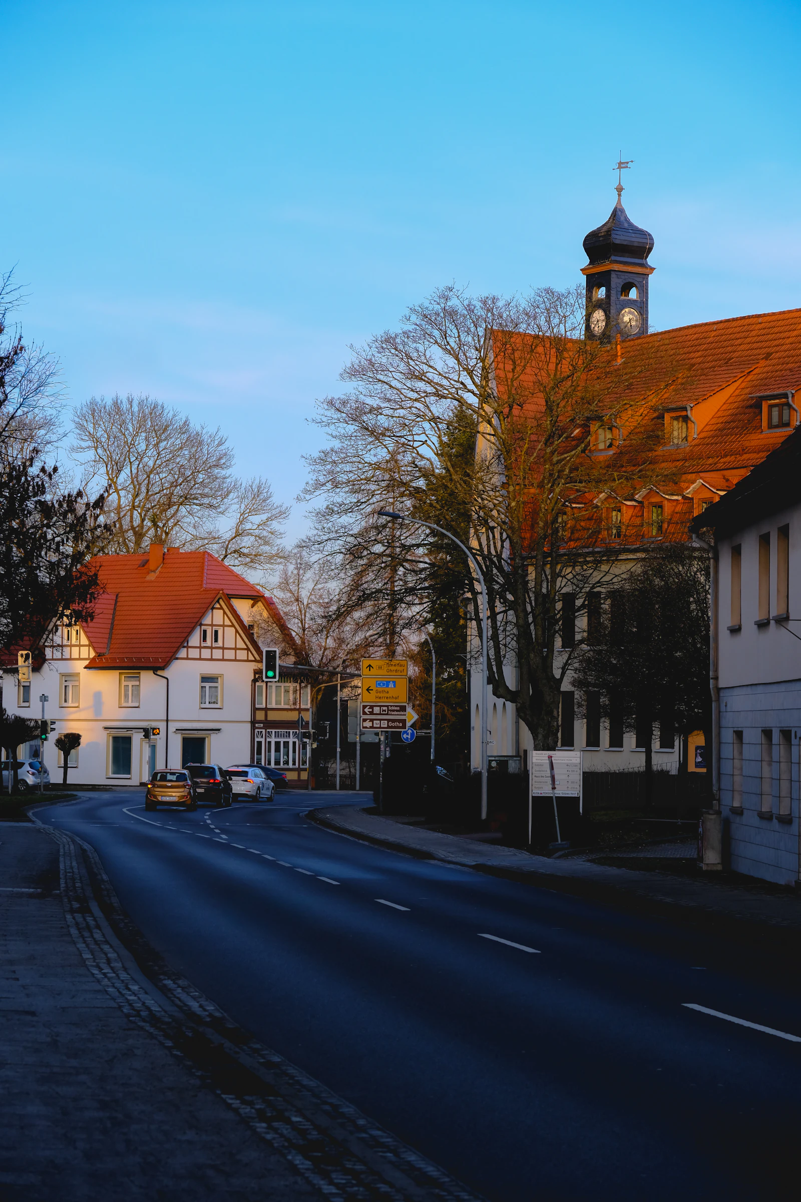 In defence of the unfamous town