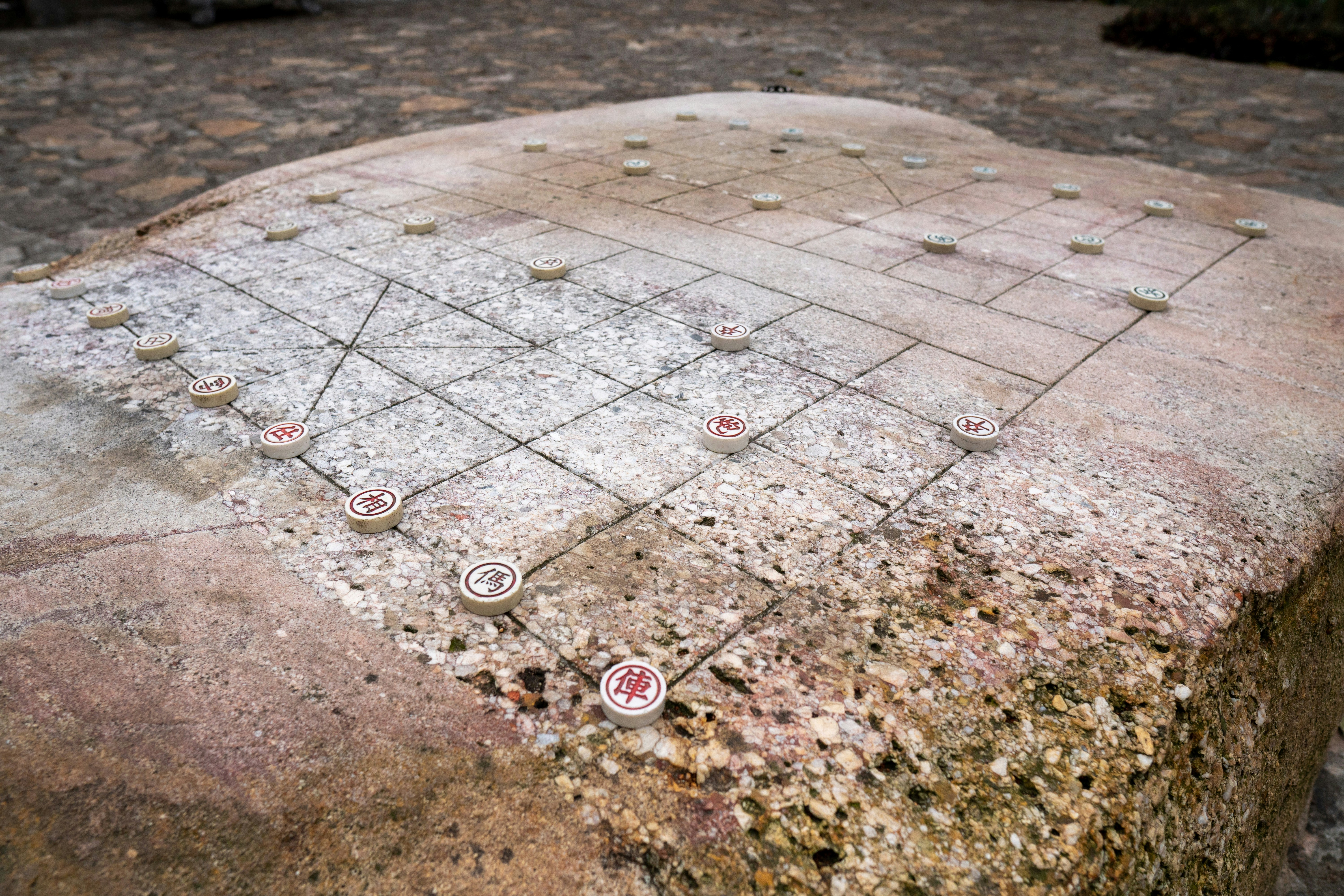 board strategy stone pieces