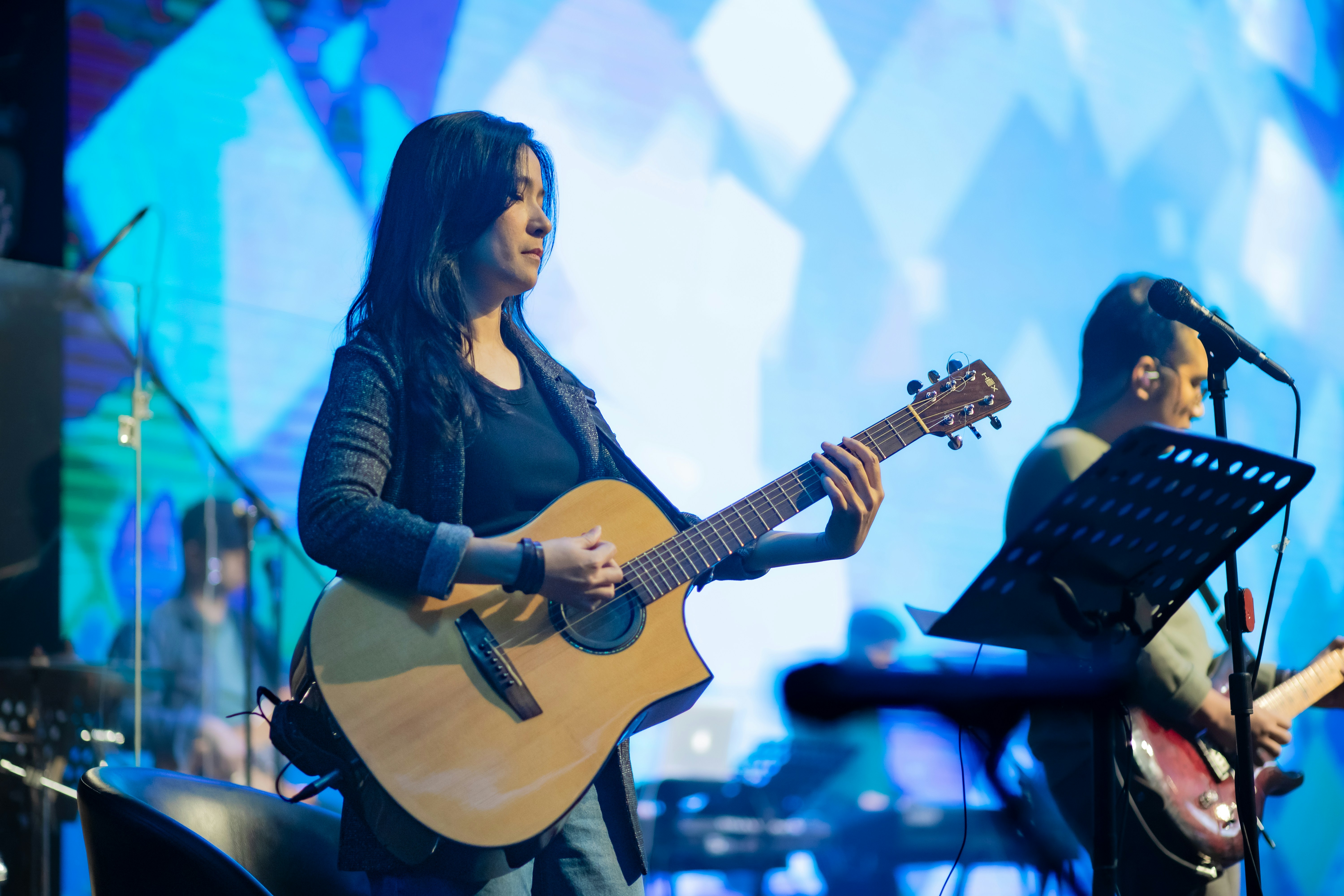 Solo performance by Kristin Margareta