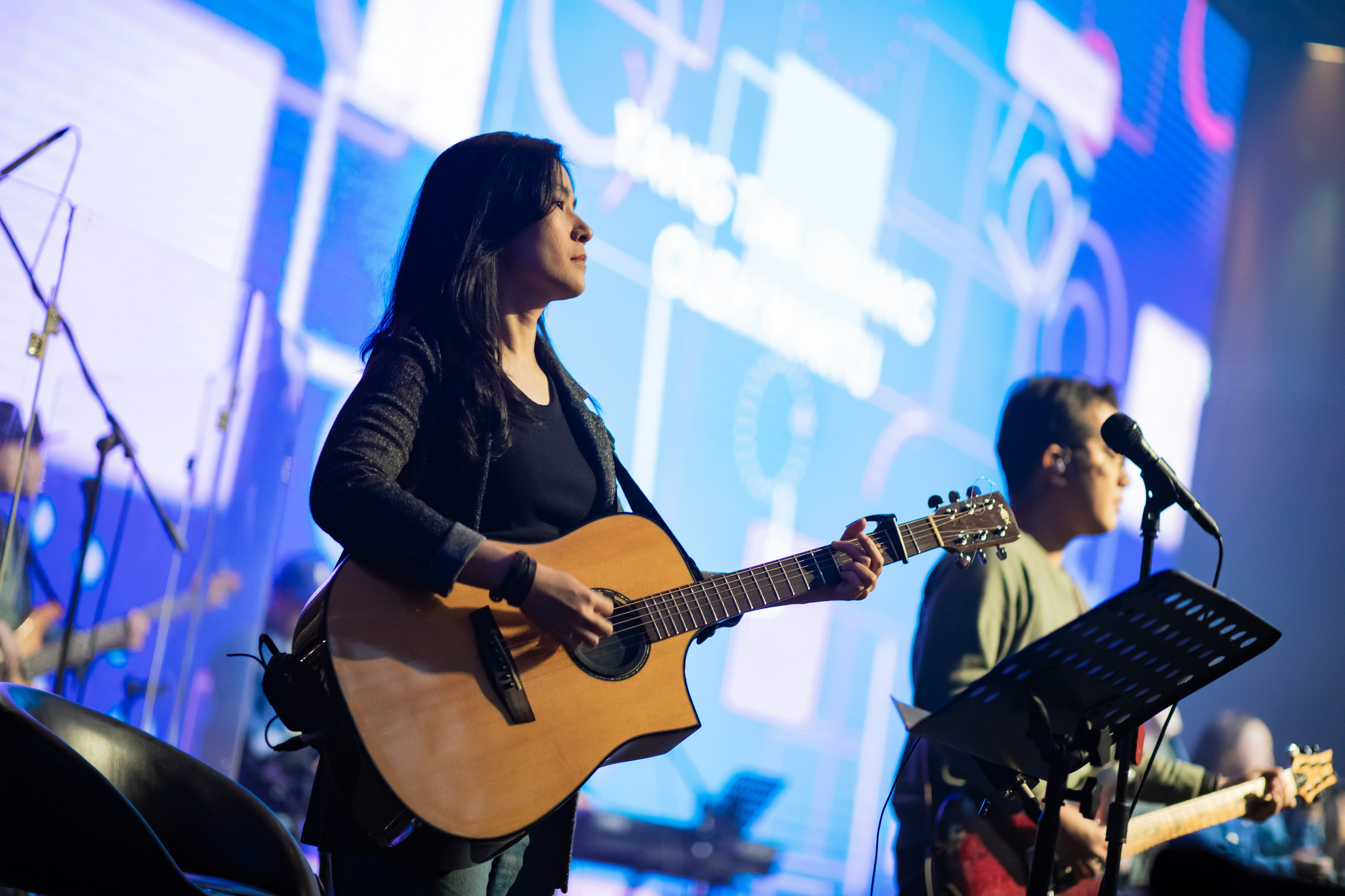 Solo performance by Kristin Margareta