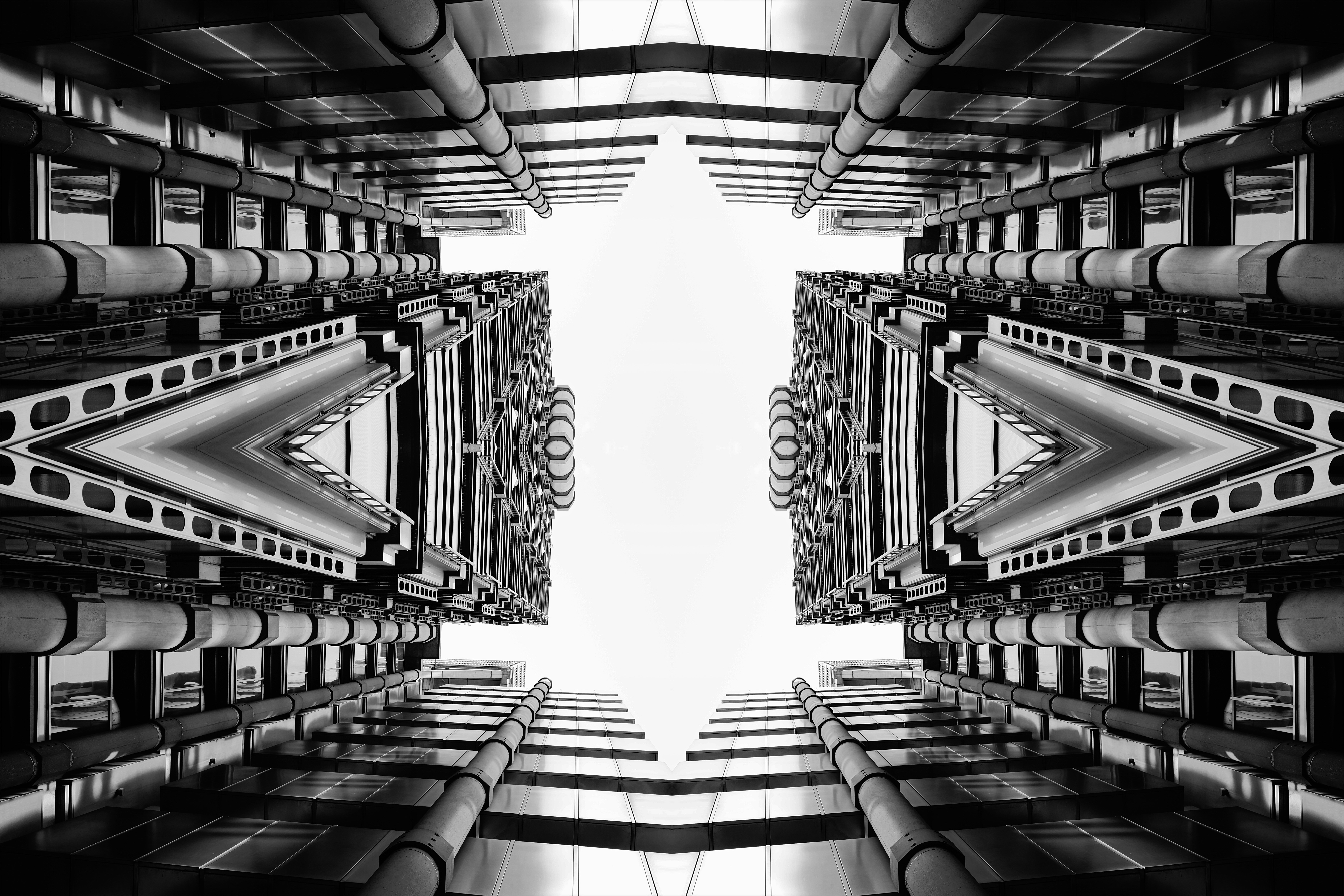 Another Kaleidoscopic rendition of Lloyd's of London. So many interesting elements and compositions around this building, each making for an entirely unique addition to the series. - 相关推荐