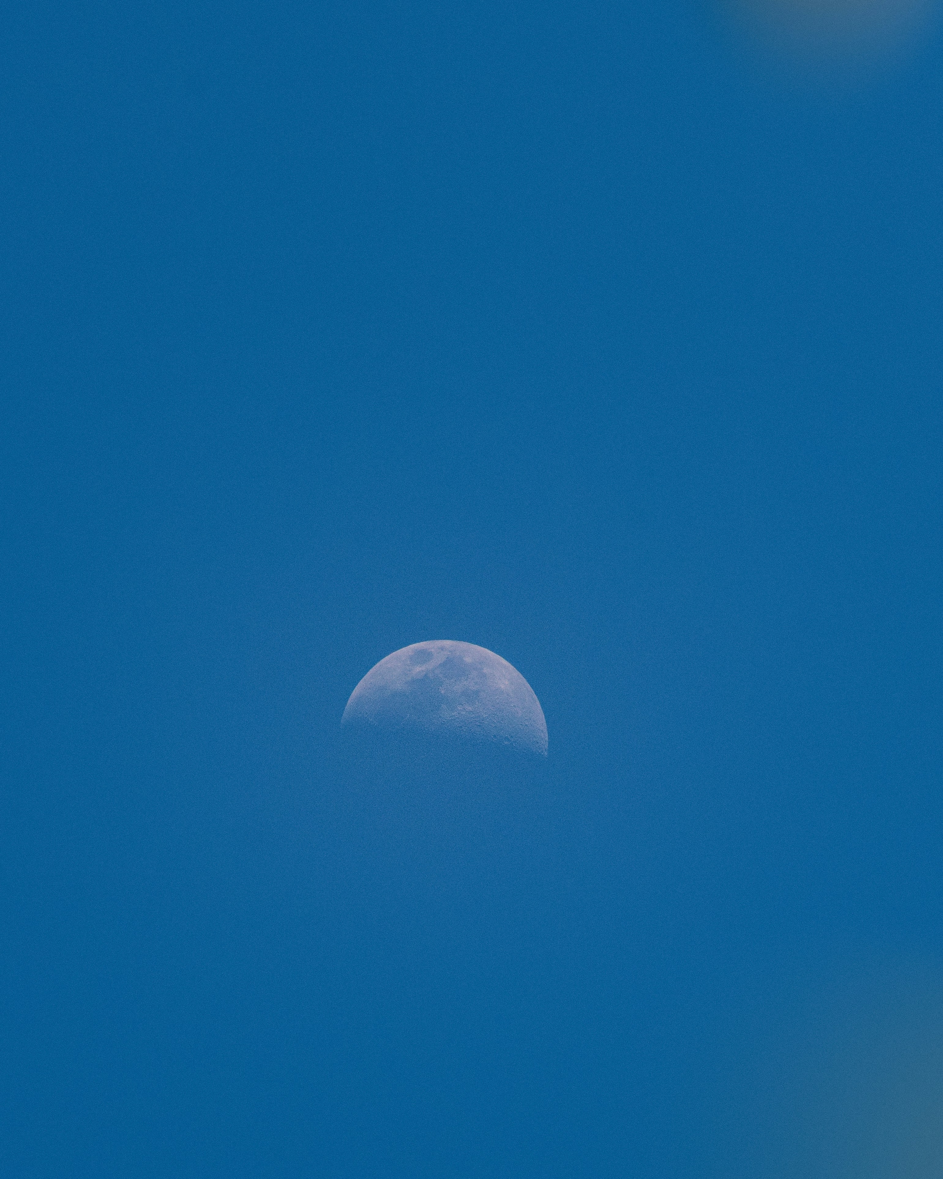 Photo by pixelbyzaki