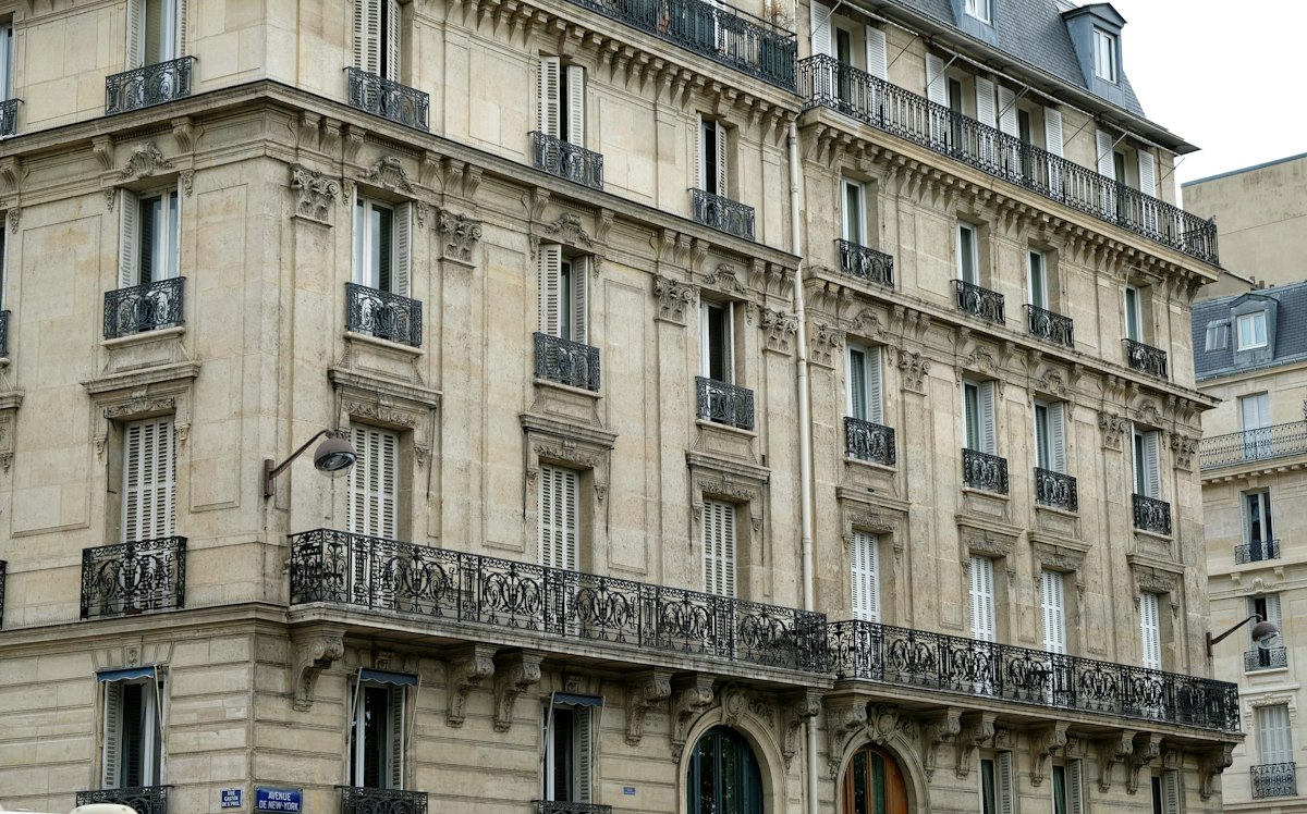 Gestion locative à Clamart : pourquoi choisir une agence immobilière spécialisée ?