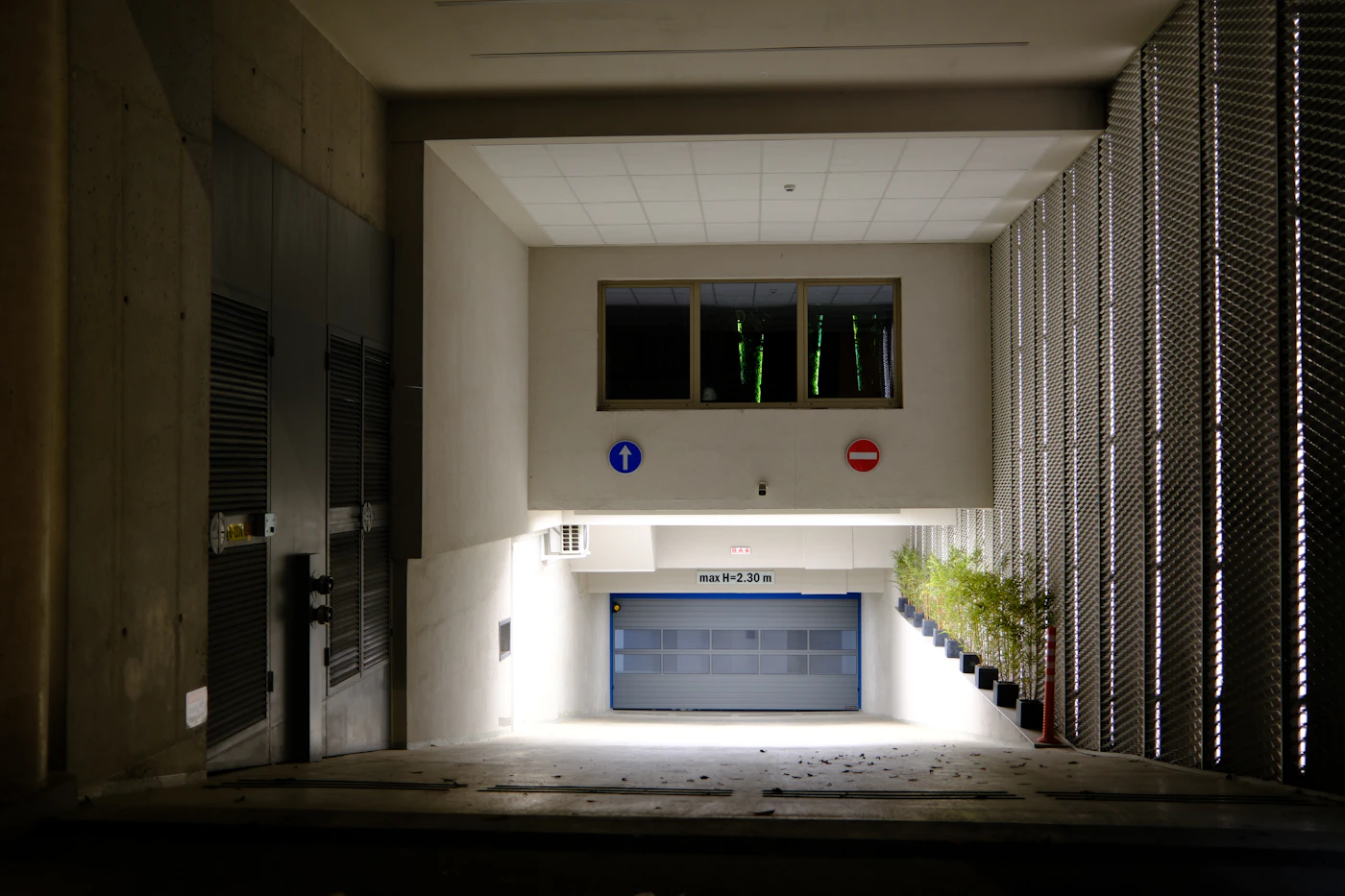 Commercial Overhead Door Service service-related image