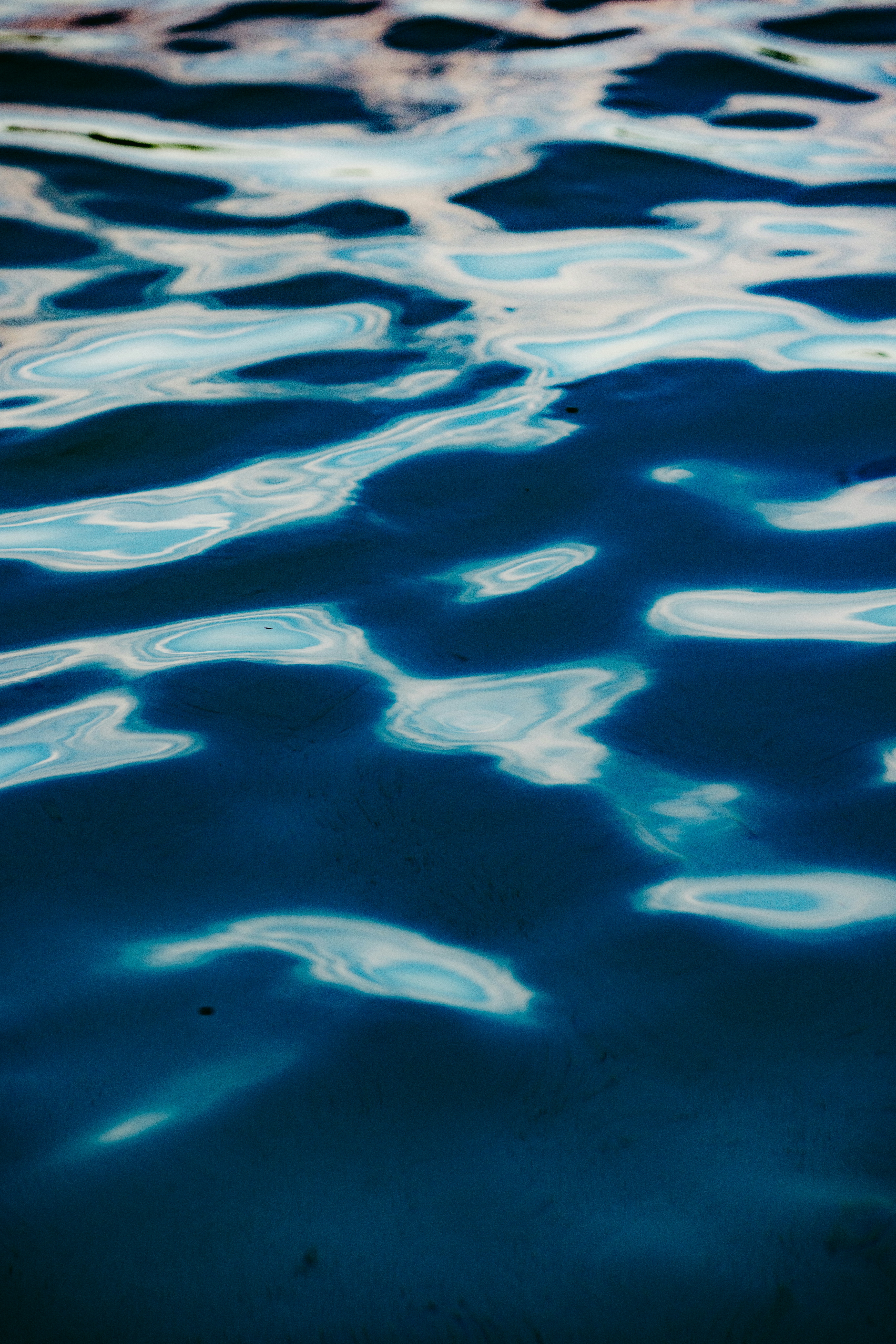 calm abstract wallpaper, wallpaper, Digital Minimalism: Reclaiming Focus in a Noisy World 5