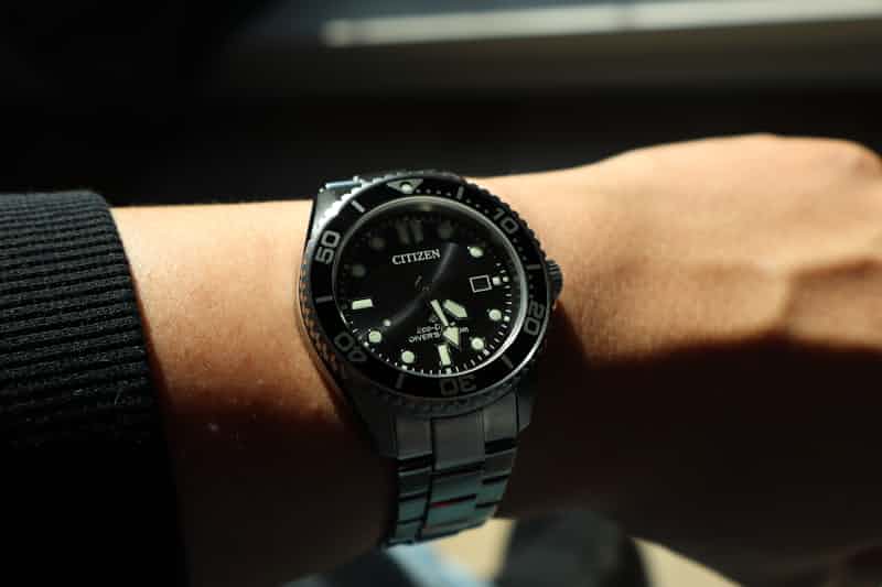 904L stainless steel watch on wrist skin contact