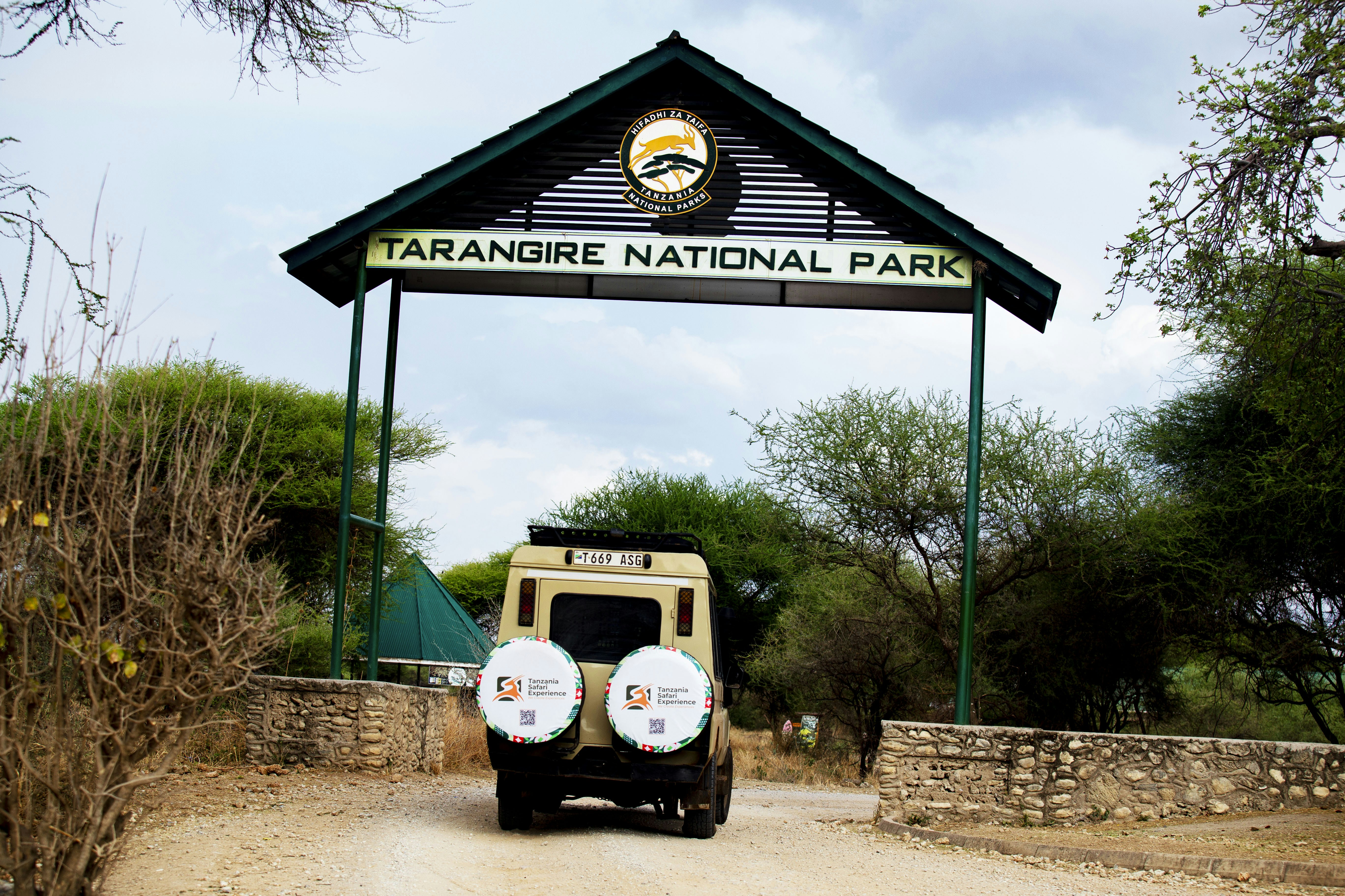 Tanzania Travel Cost Saving Money on Local Secure Shuttle Routes