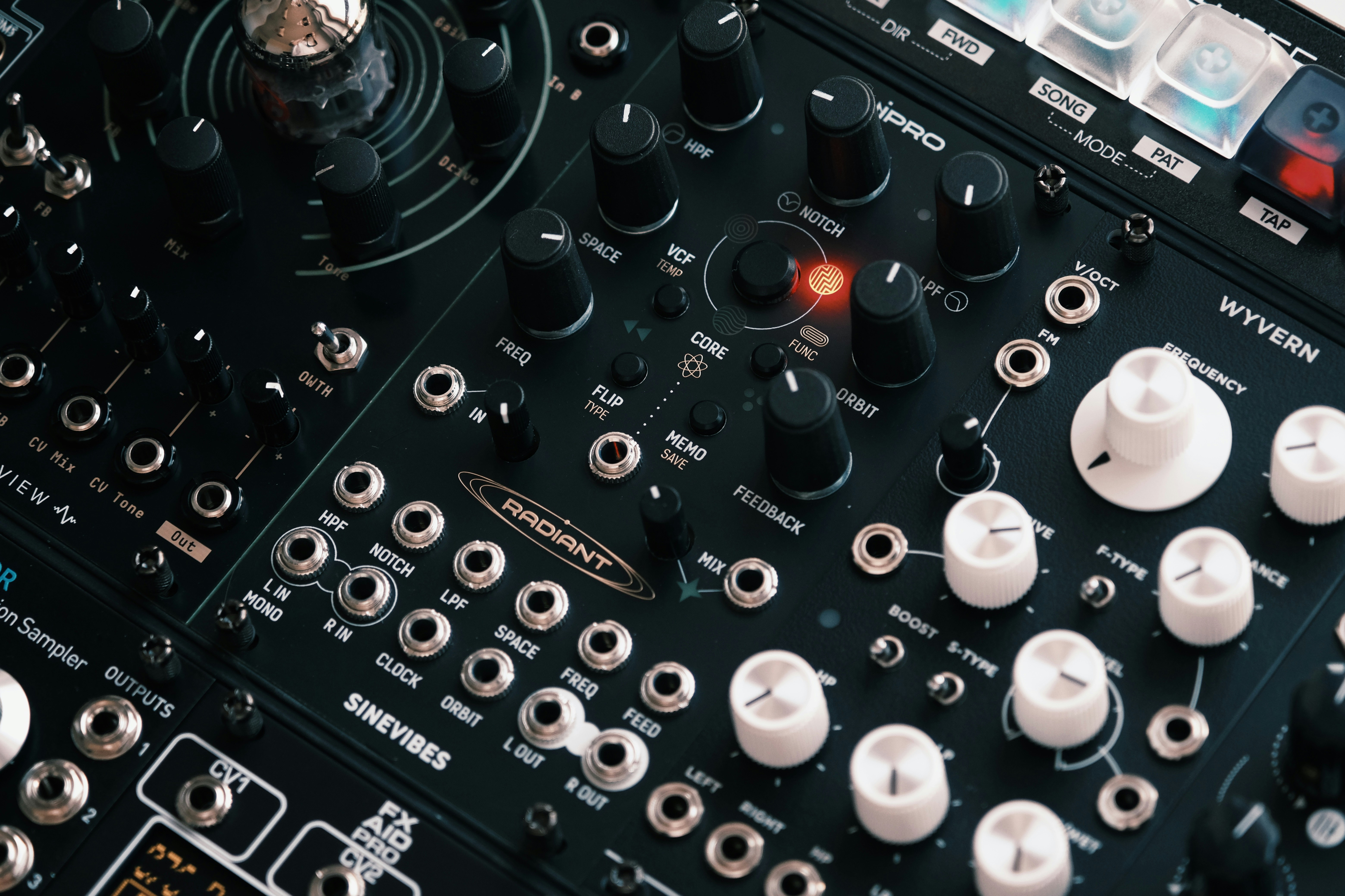 Why Modular Hardware Matters: Lessons from the Nitro Kit for Mobile Accessory Buyers