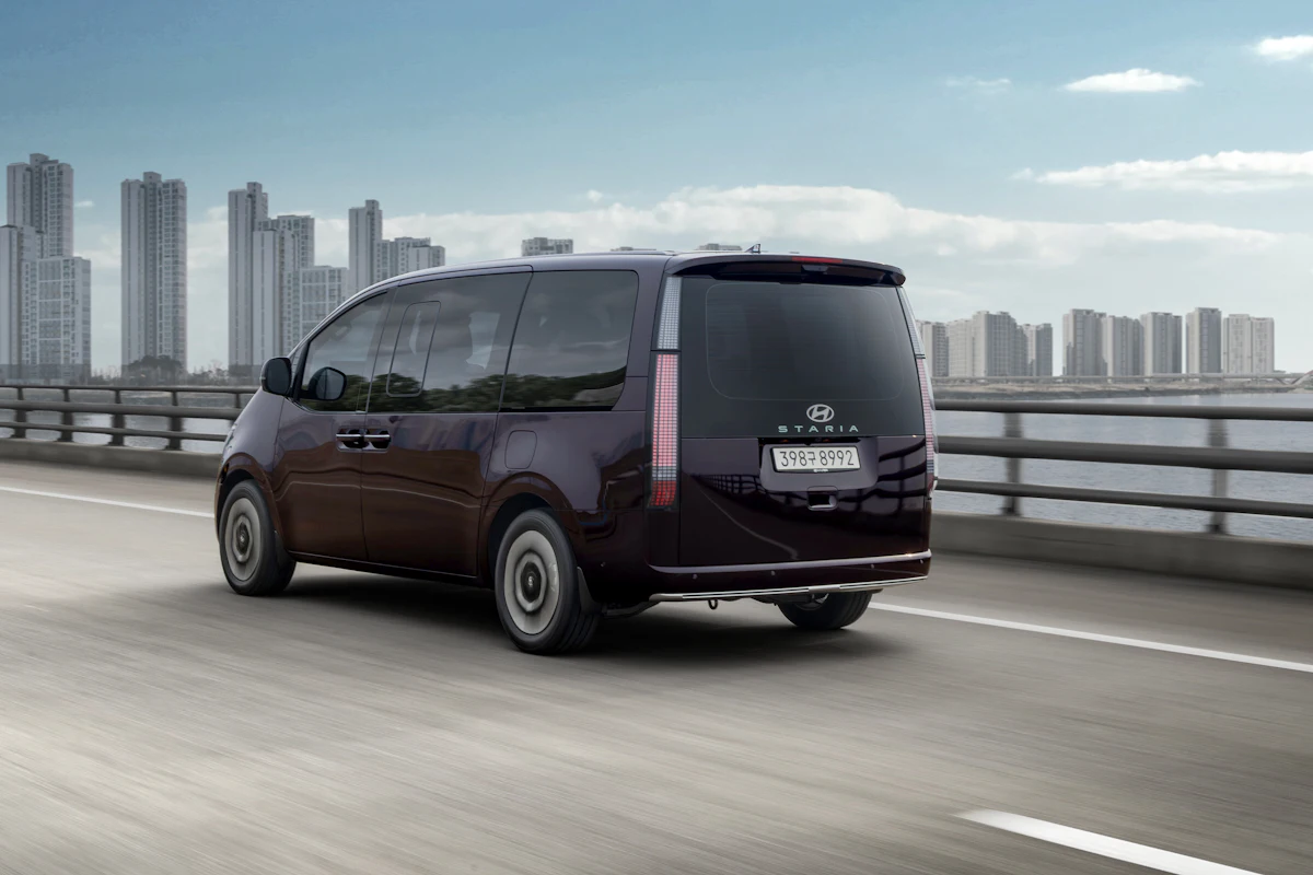 Toyota Noah (AC)