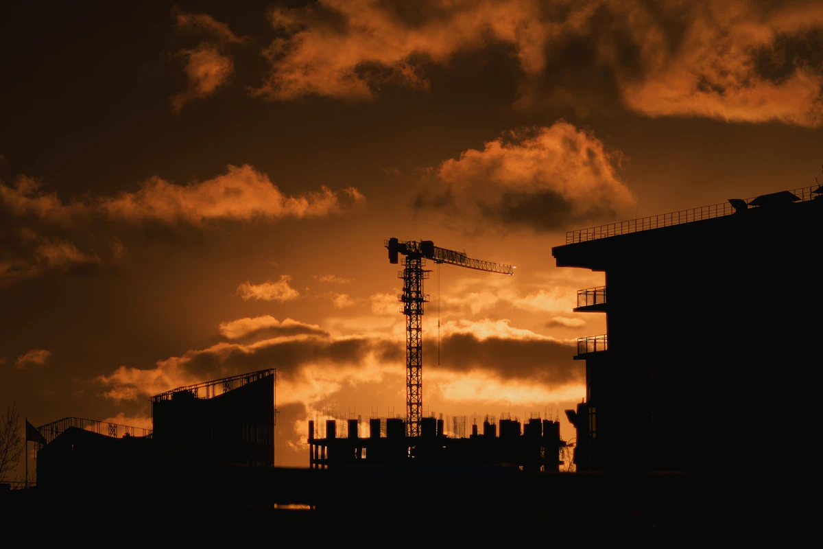 Why Construction Firms Pick Leap Alternatives in 2026