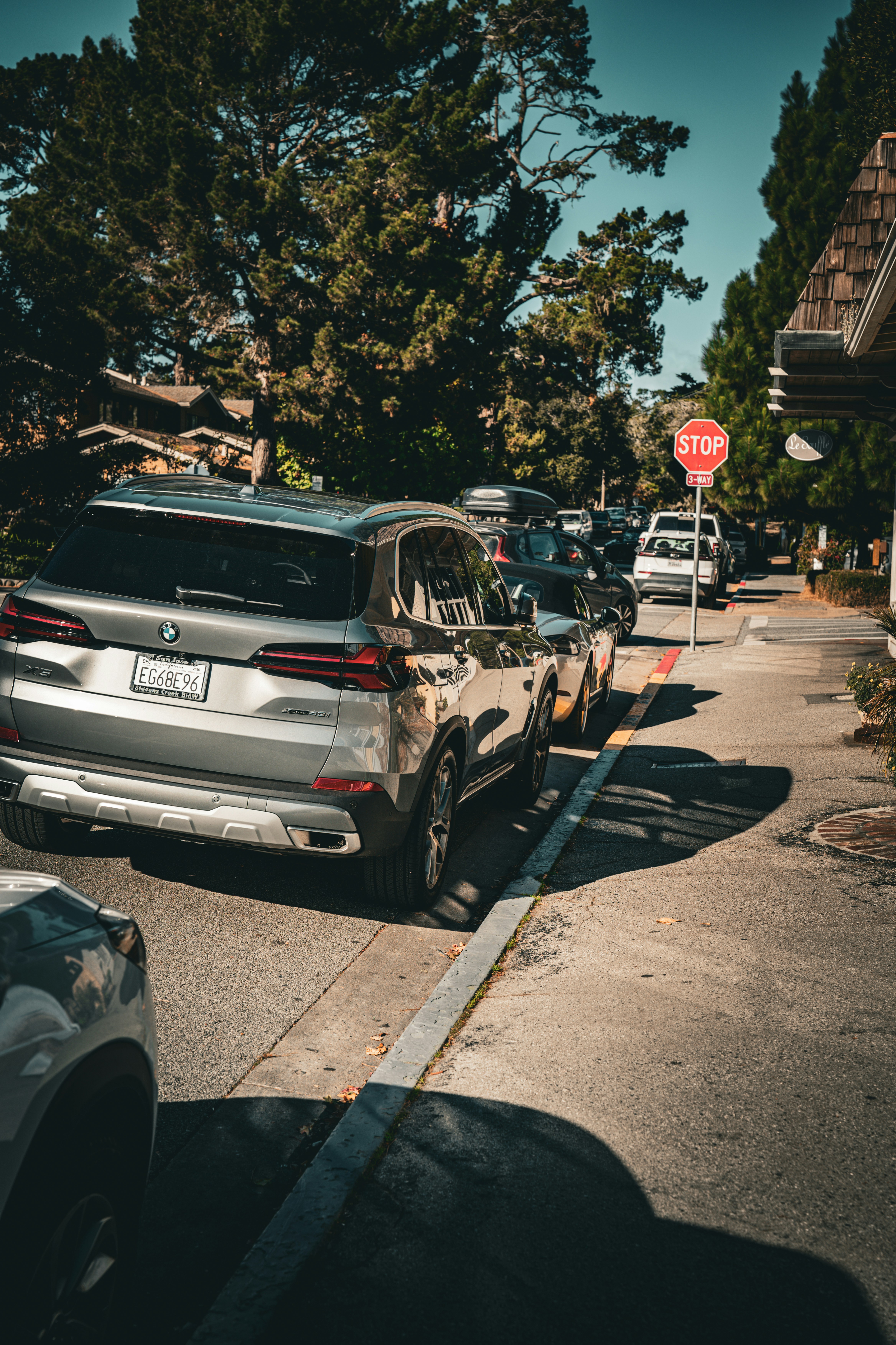 luxury suv towing road, wallpaper, 2026 Buick SUV Towing Capacity: Complete Model Guide & Specs 2