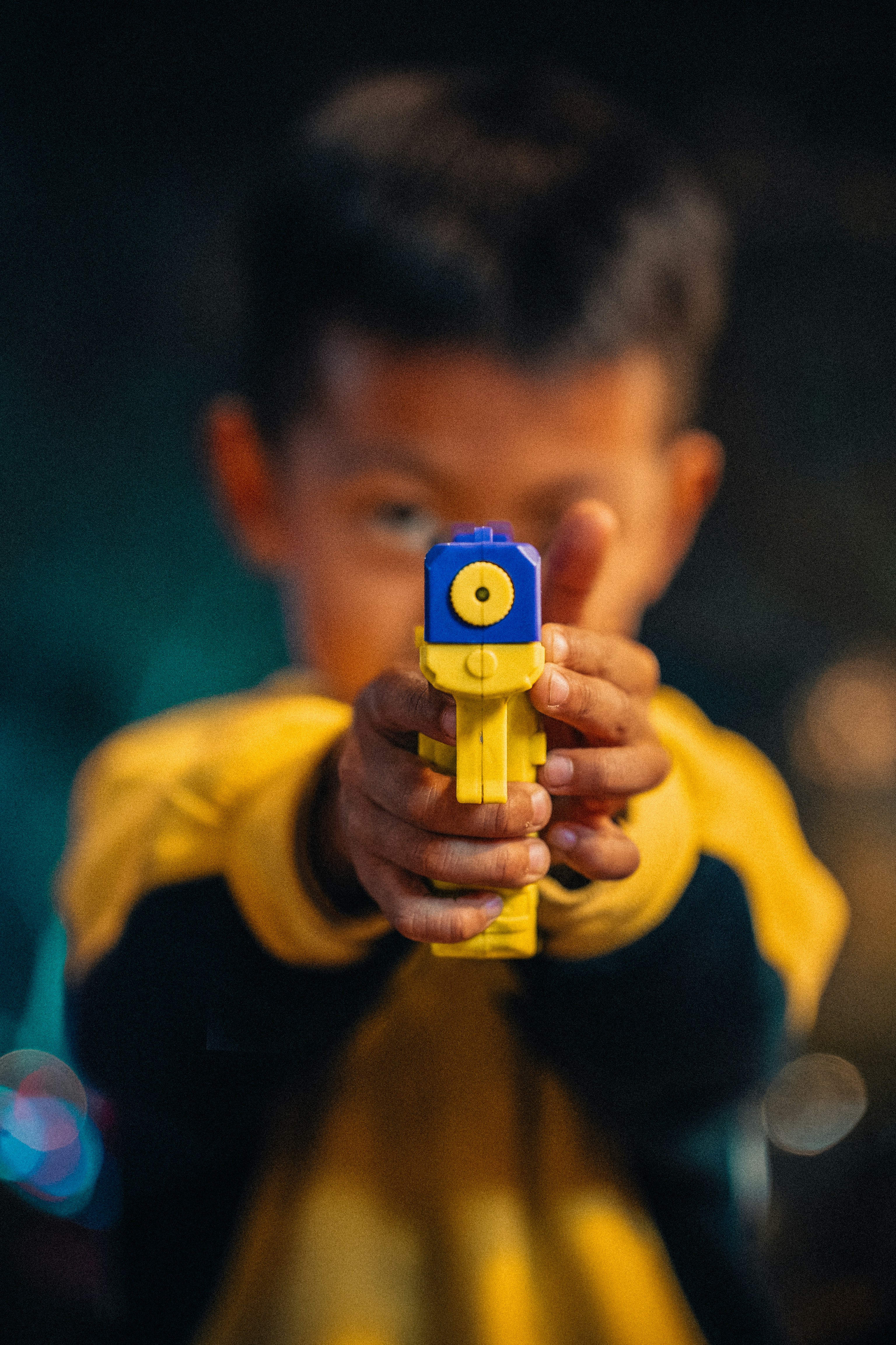 child playing focus wallpaper, wallpaper, Ciri-Ciri Anak ADHD yang Sering Tidak Disadari Orang Tua 2