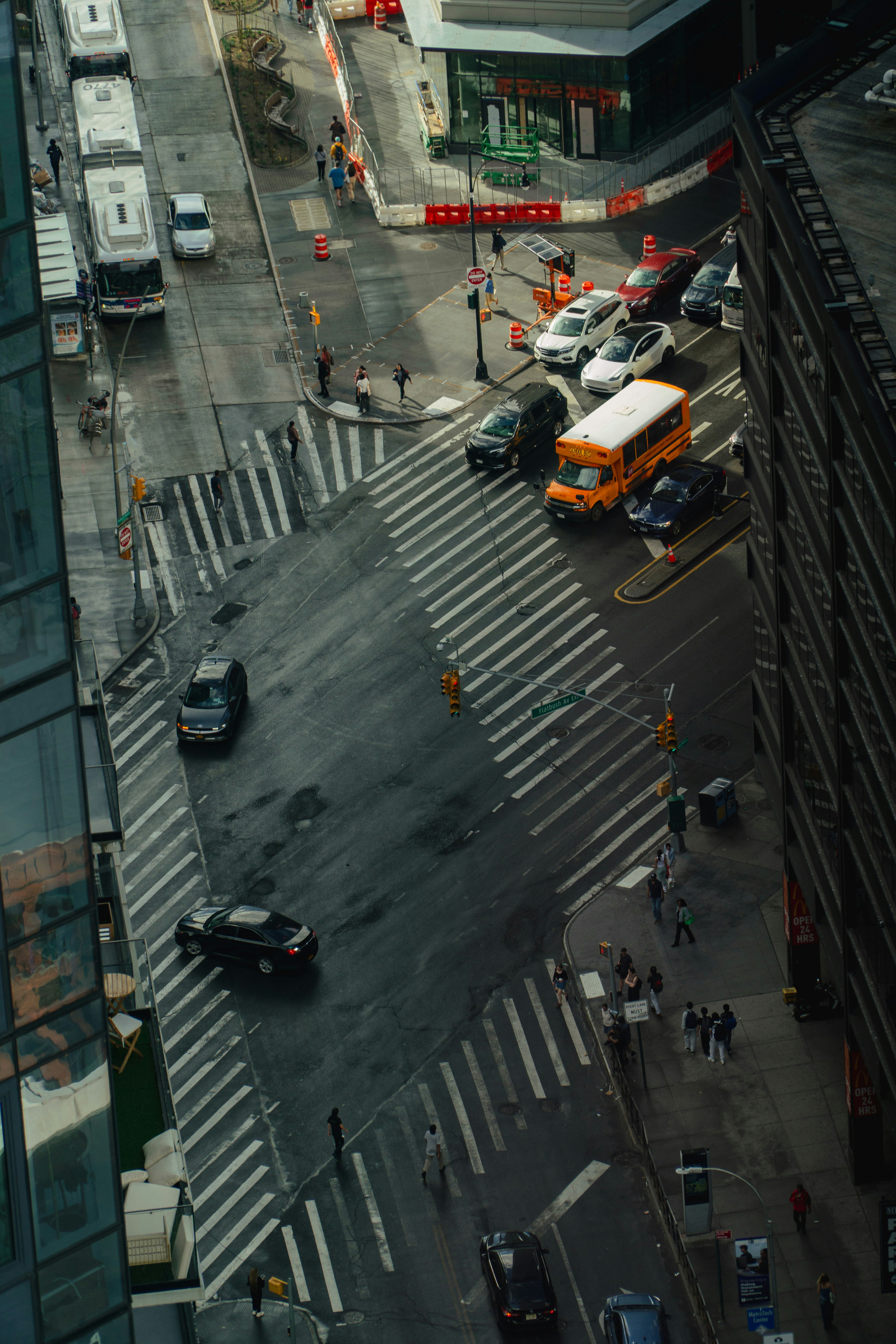 Photo by rommyvandepol