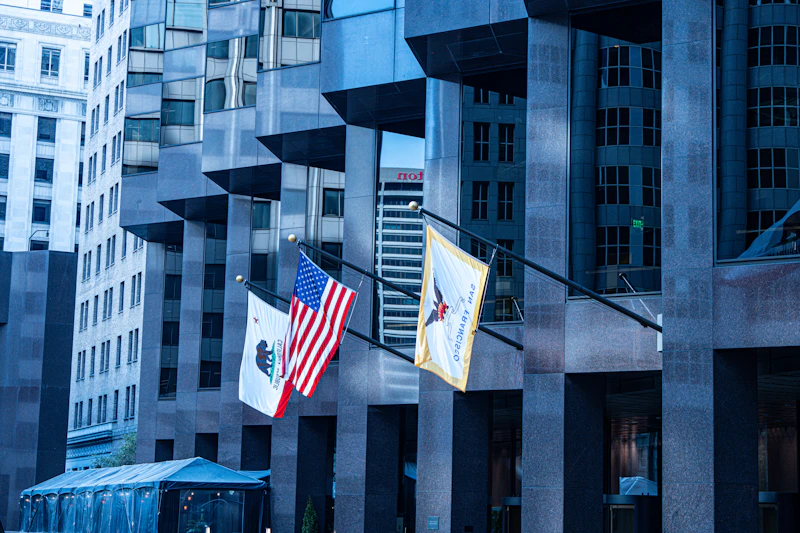 USCIS Extends Ukraine and Sudan TPS Work Permits to 19 October for Those Still Waiting on a Card