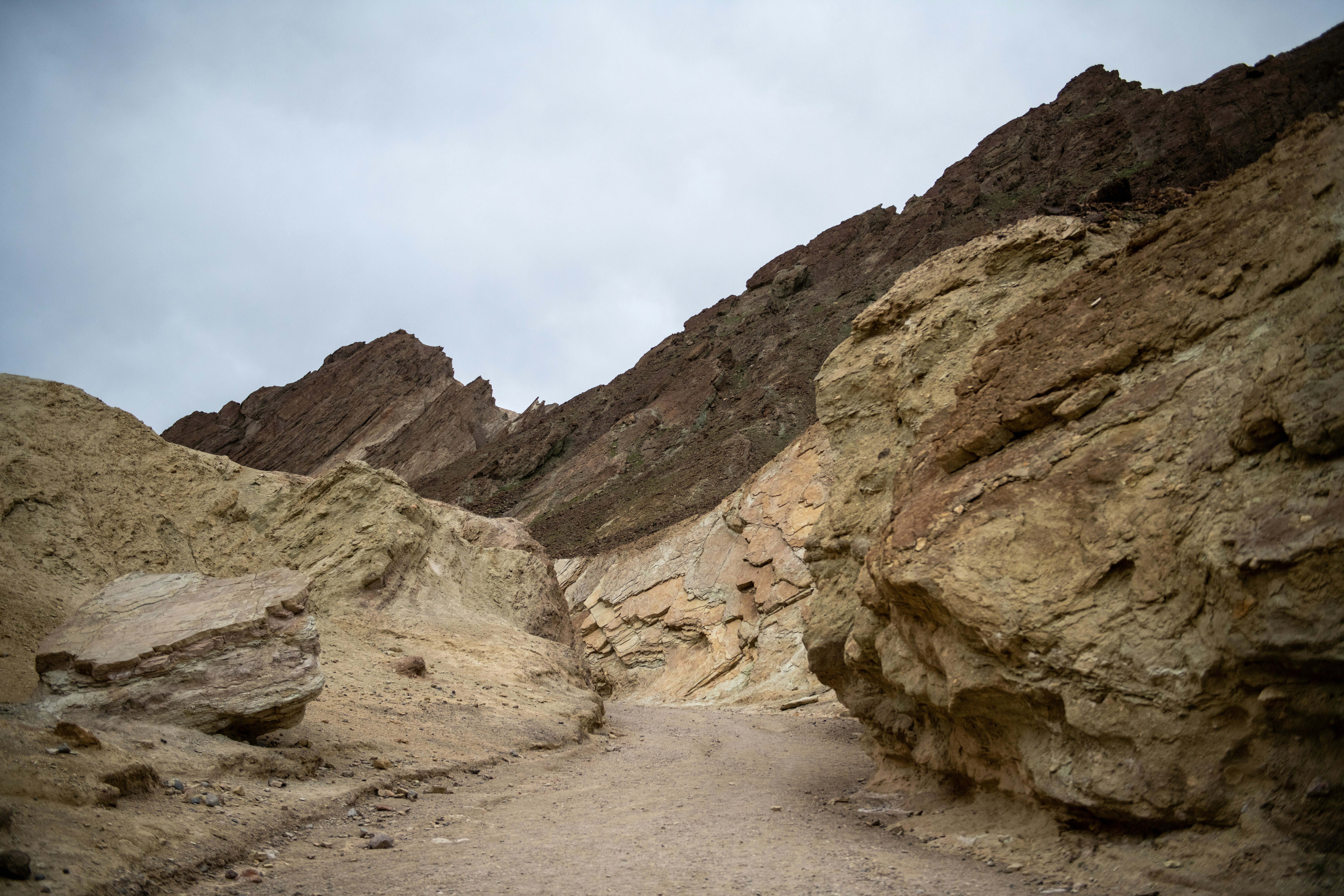 The 70-Year Mystery Nobody Could Solve - sailing stones Death Valley