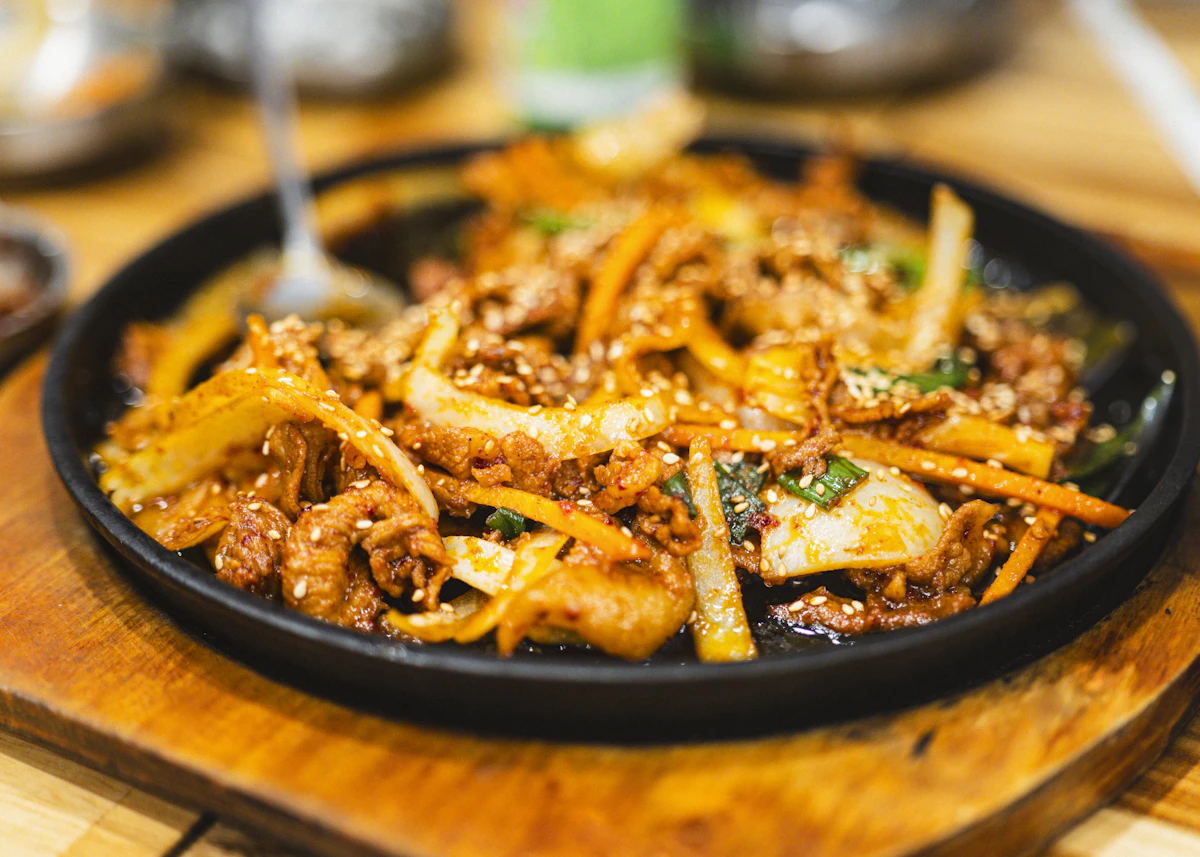 Bulgogi biến tấu xào cay rắc mè
