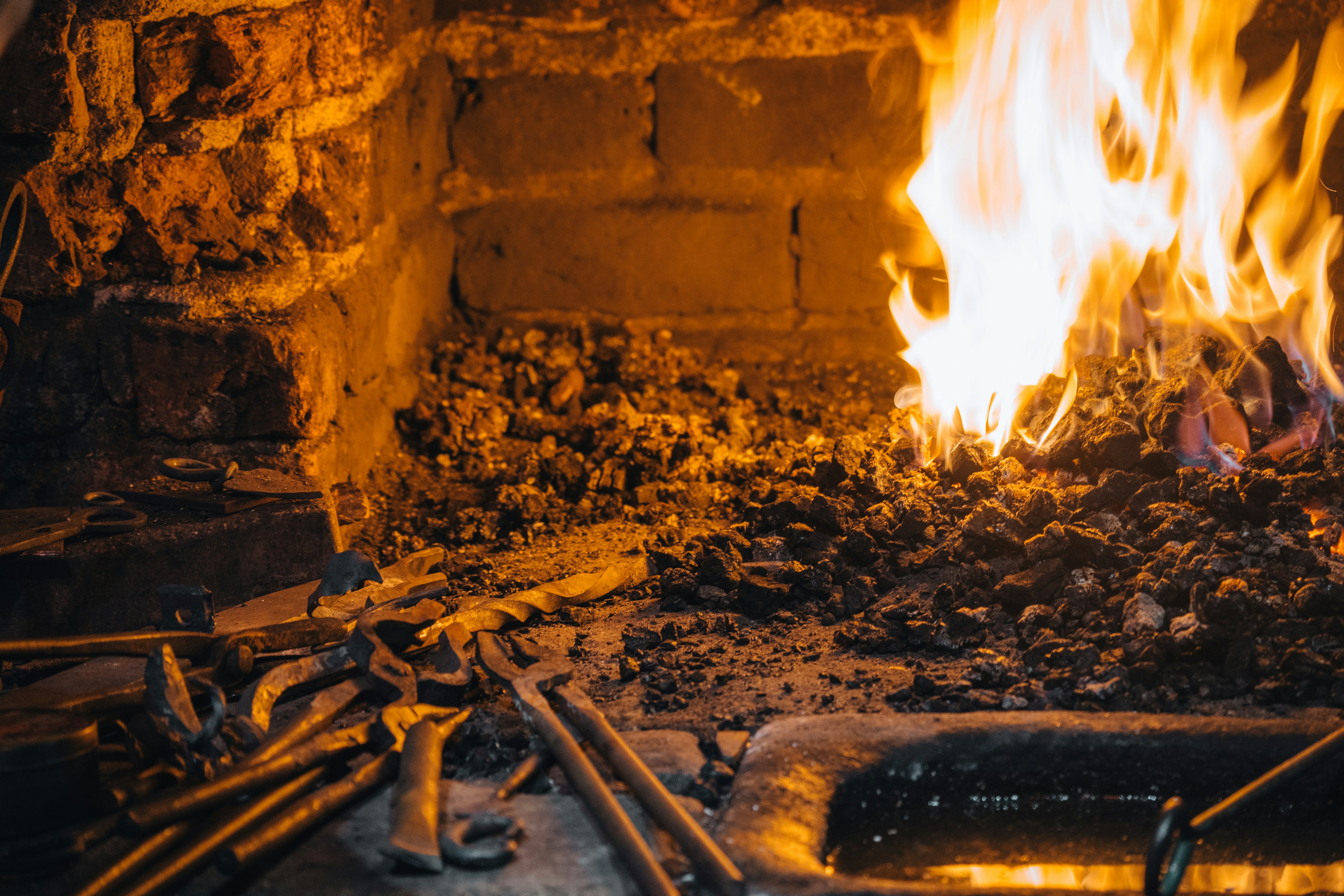 Step into the fiery heart of craftsmanship at the Ulster American Folk Park’s blacksmith workshop 🔥. Where sparks fly and iron bends, tradition and artistry come alive in every glowing ember.