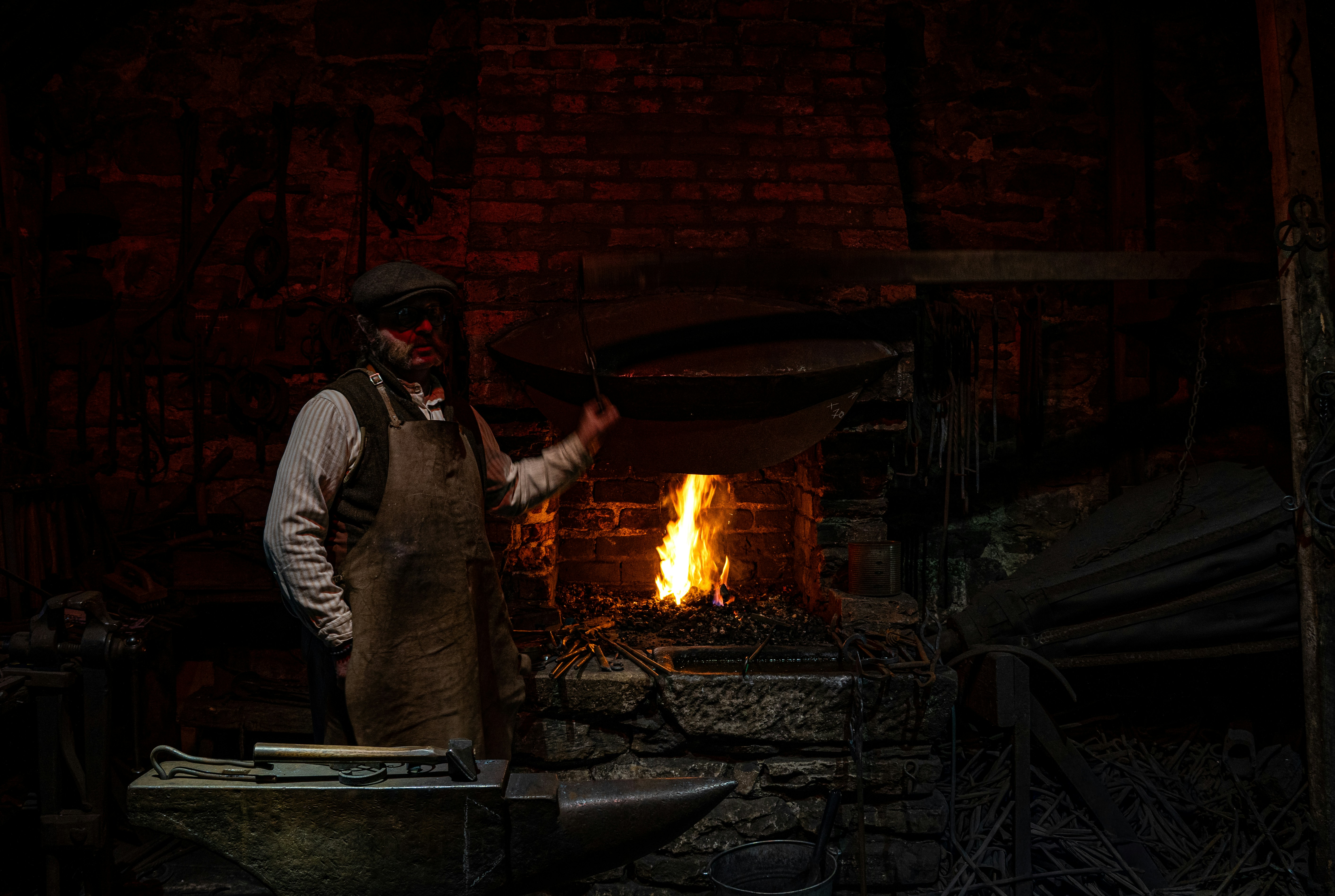 Ever feel the need to make something real? Watching the blacksmith at work in this old forge makes you want to roll up your sleeves and create something of your own 🔨.