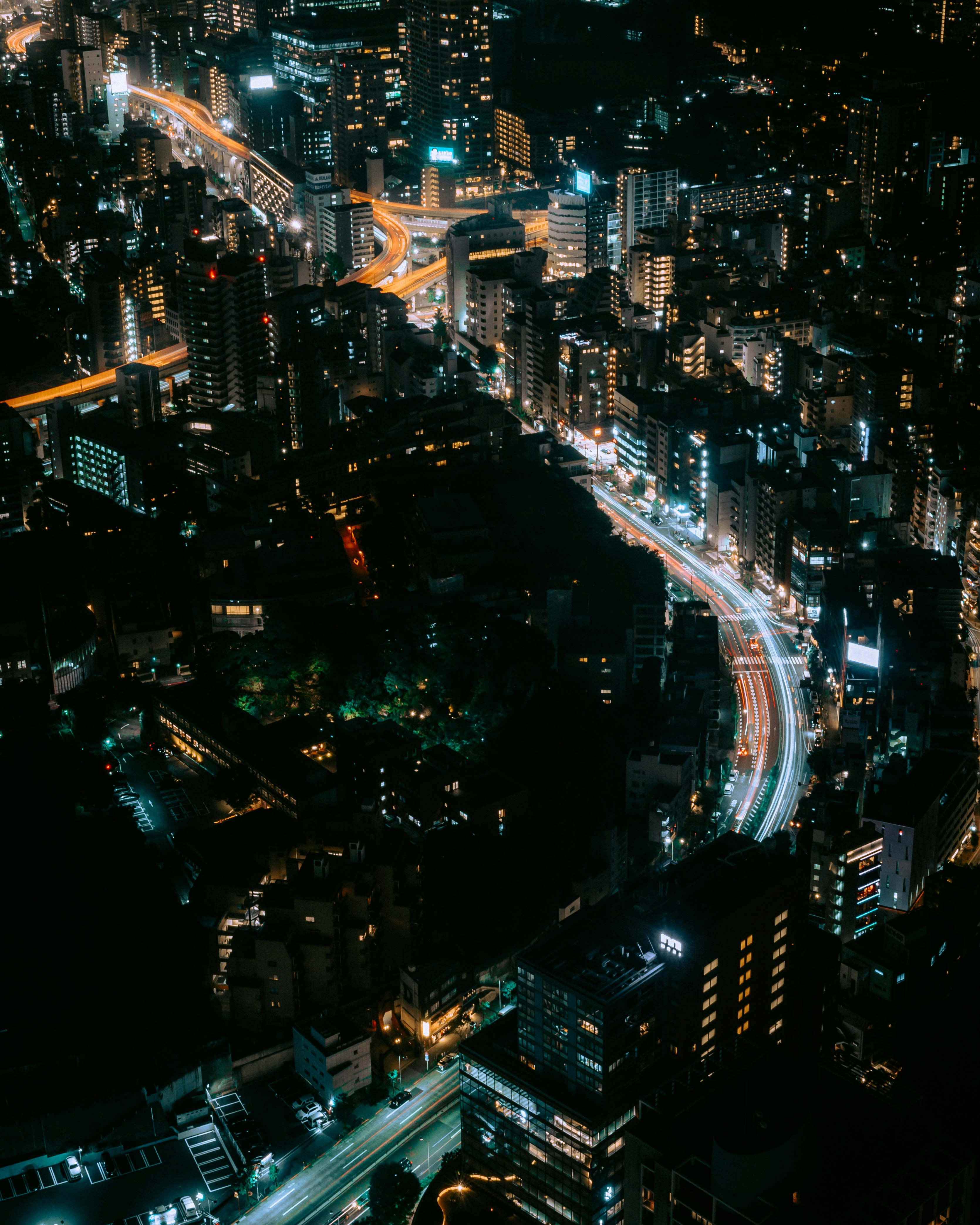 Photo by demandshothk