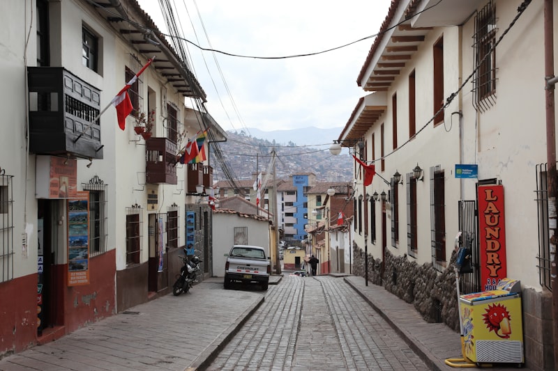 A cobblestone street in Cusco