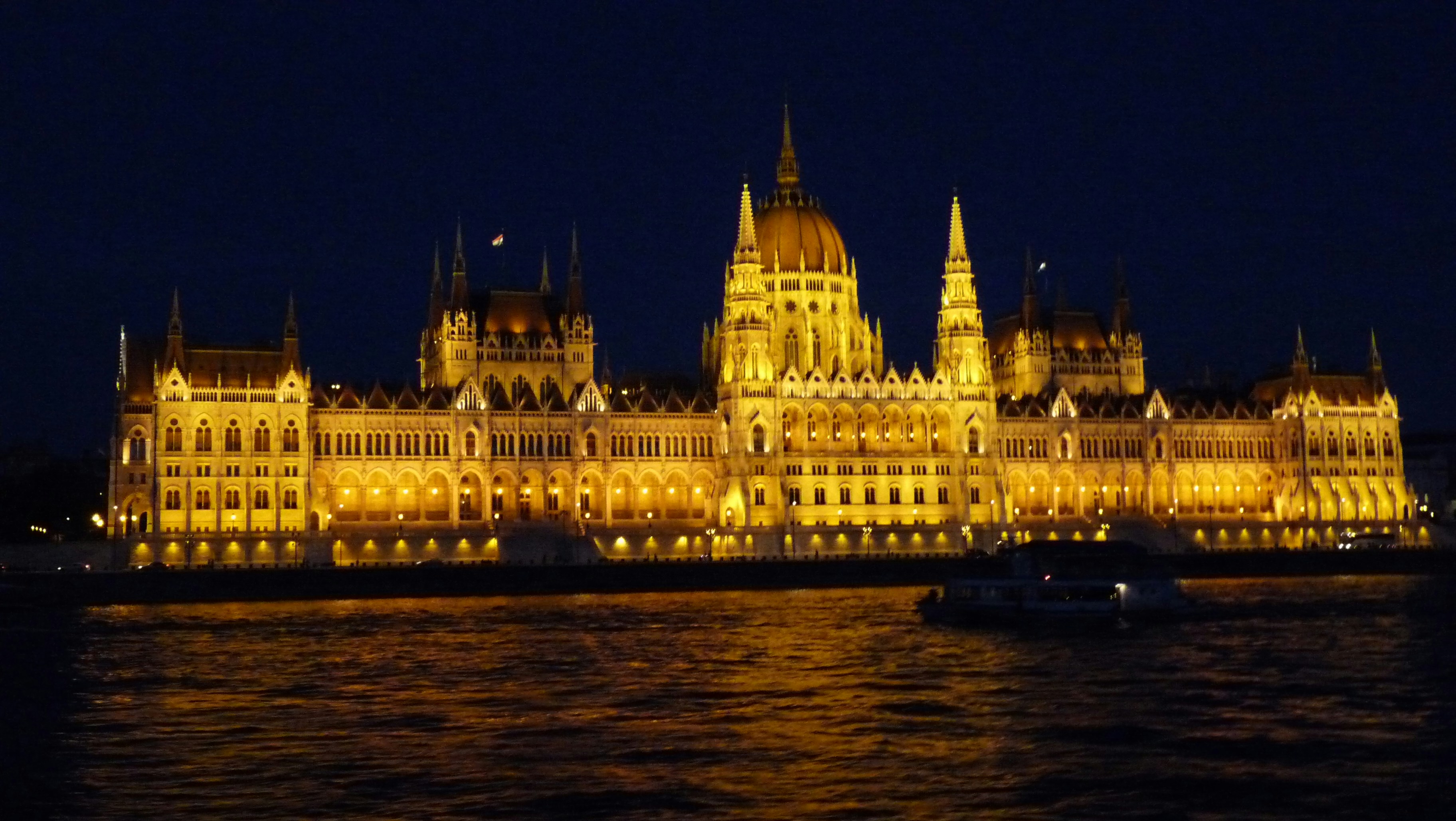 Schengen Visa for Hungary from the UK: Application, Fees and Processing in 2026