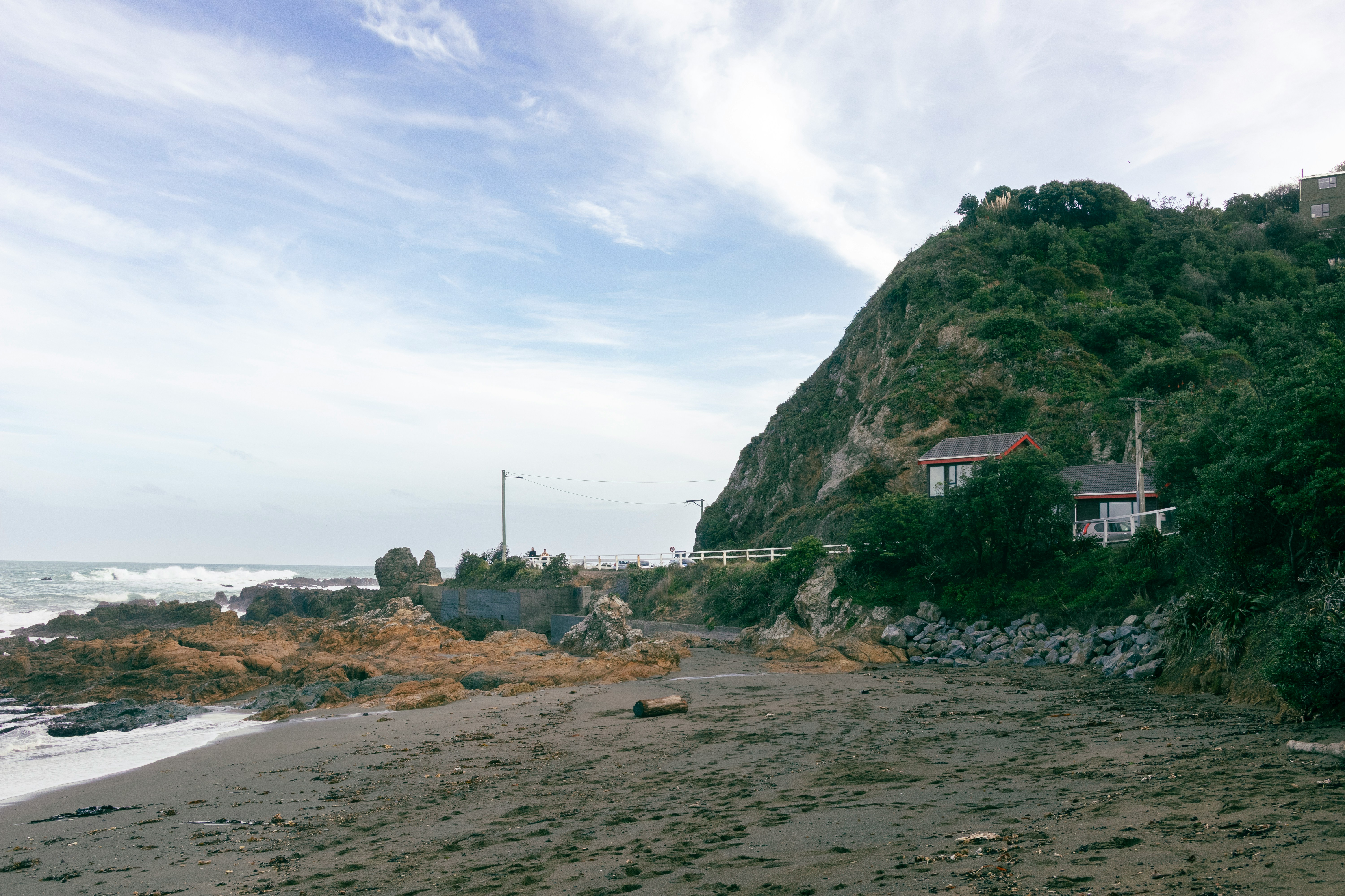 Sign Here, Worry Later: Five Property Traps Australians Hit When Buying New Zealand Real Estate