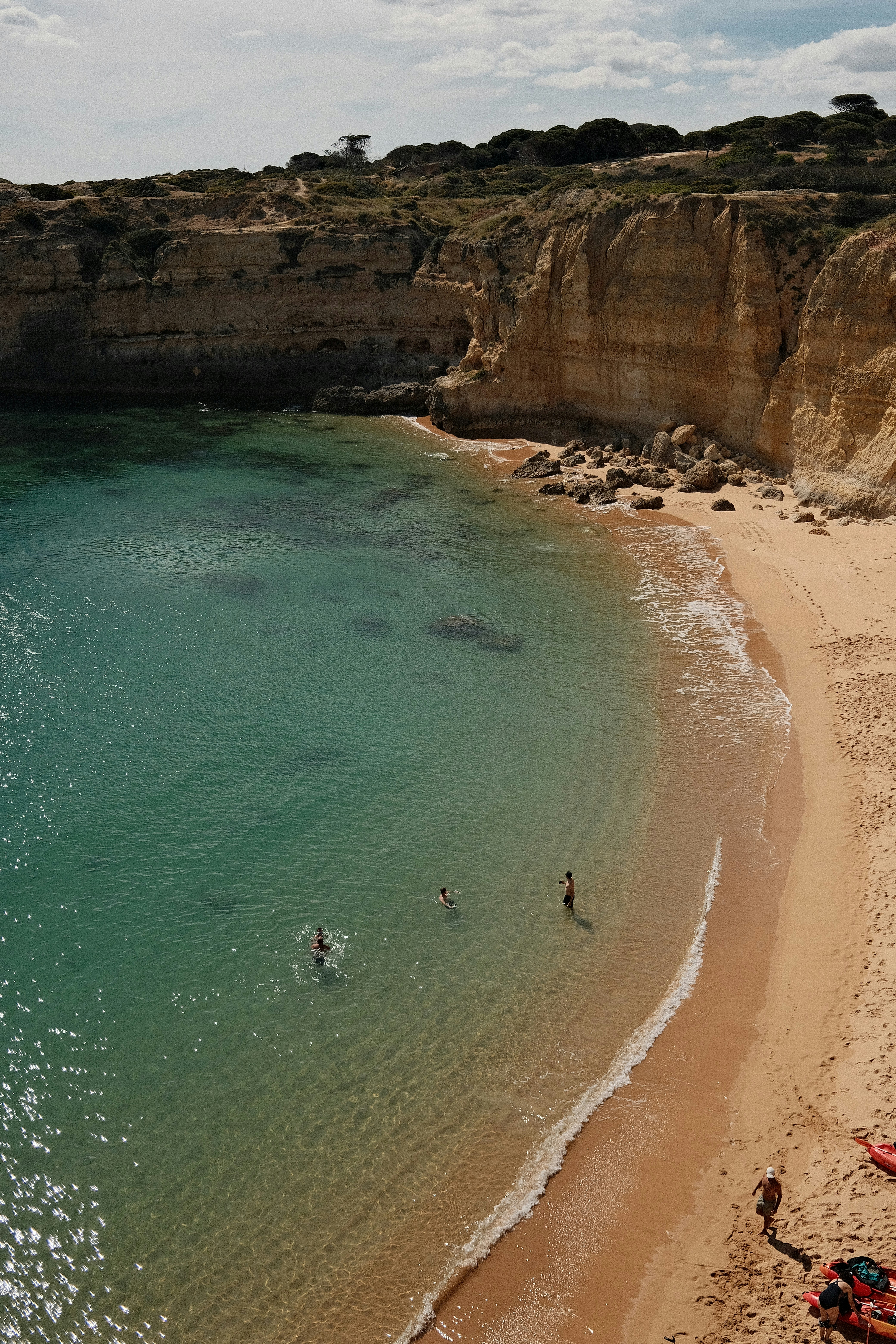 Photo by valentinlacoste