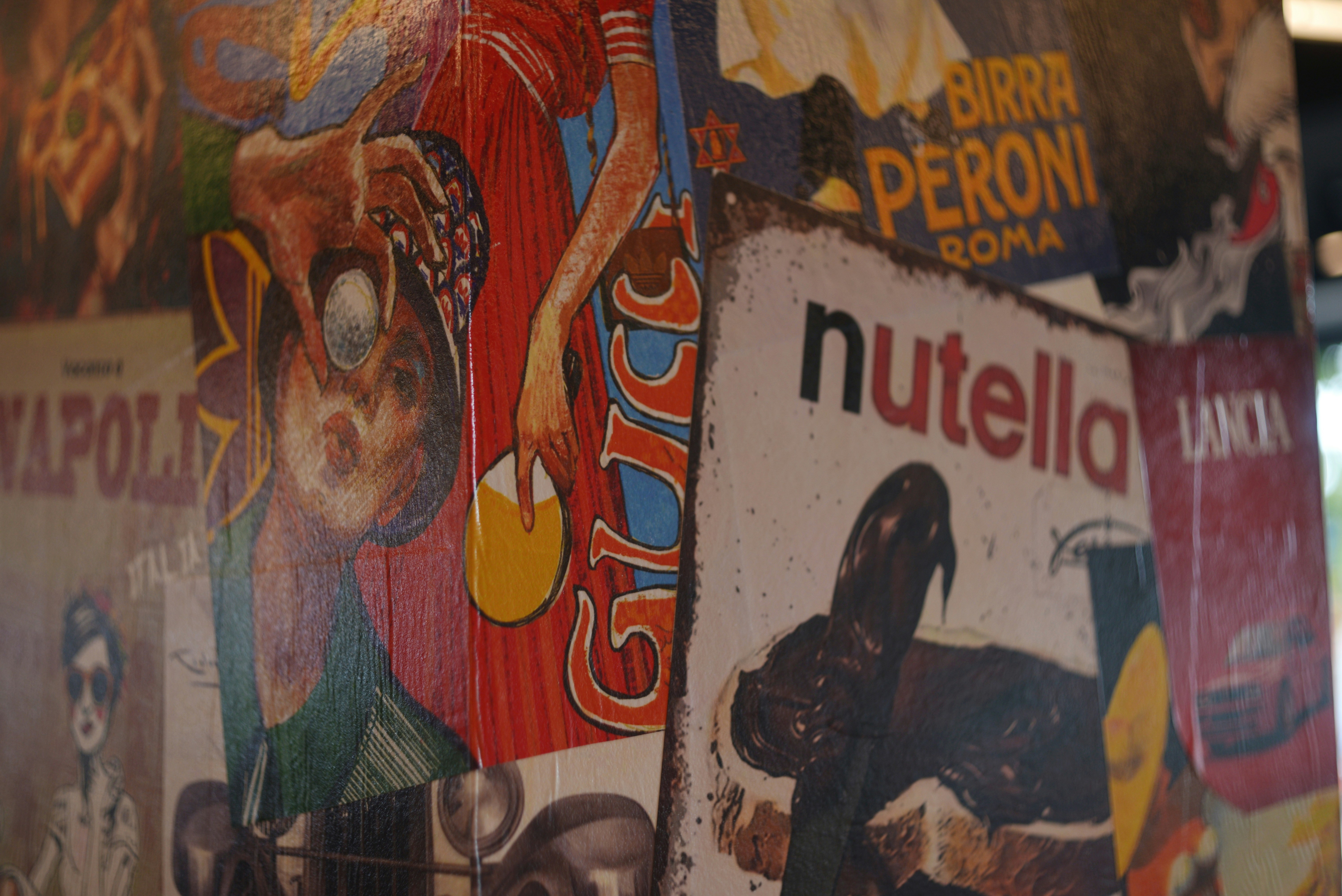 Collage aus Vintage-Werbung und Plakaten.