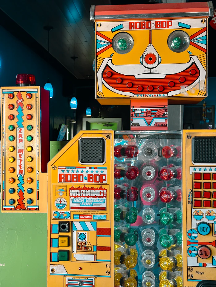 Colorful vintage arcade machine with flashing lights