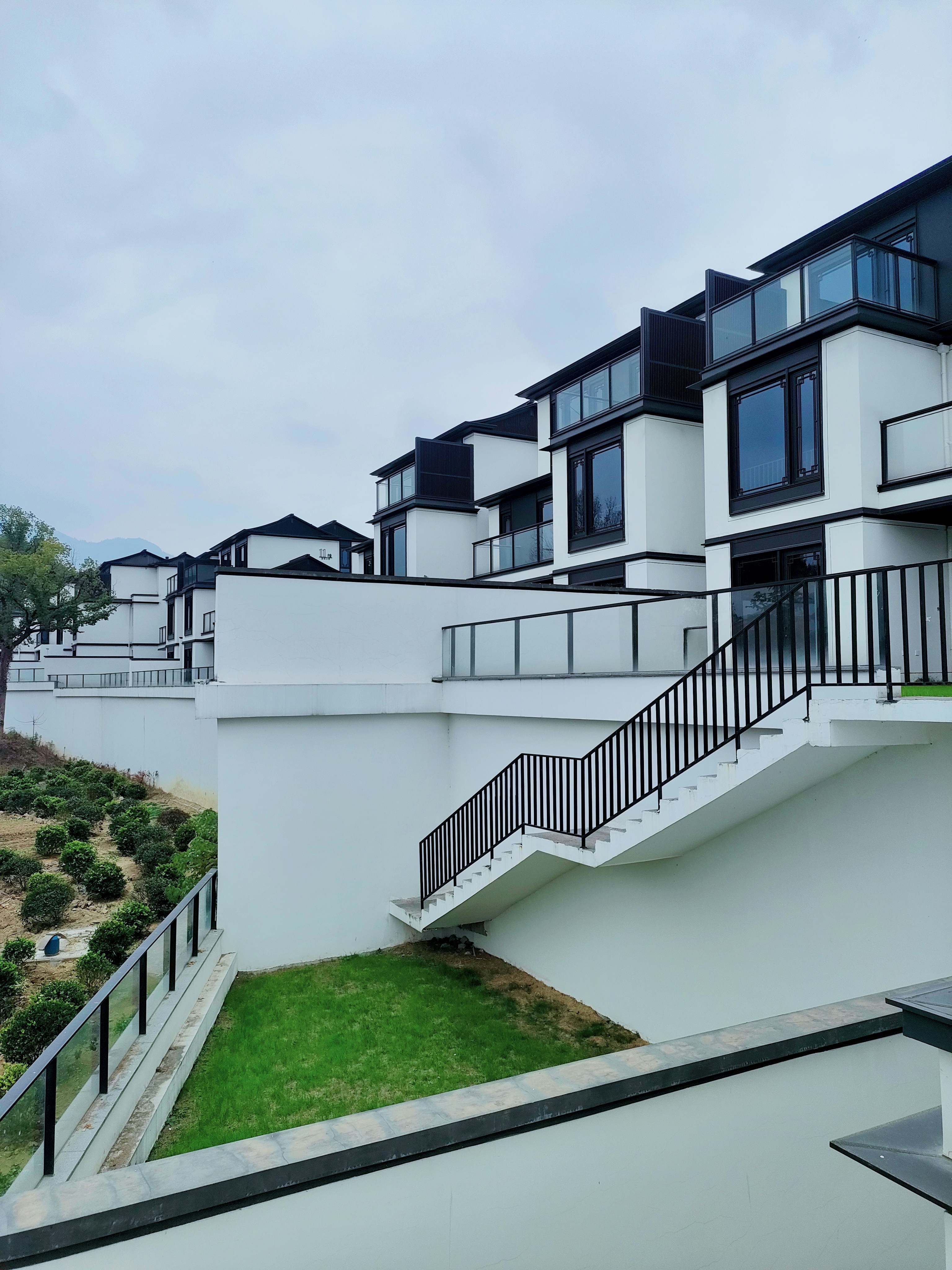 Nhà phố Quận 12