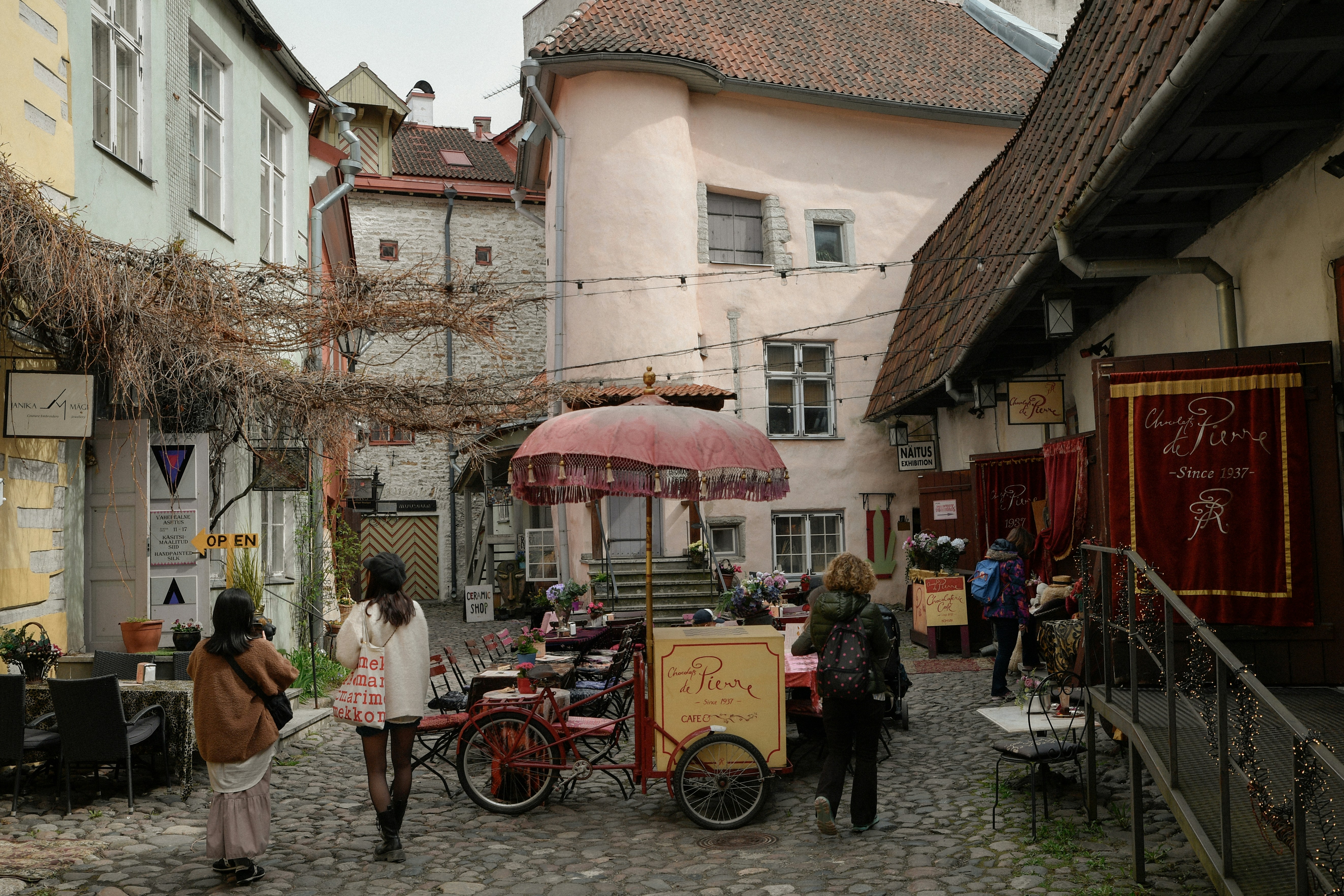 Best Cafes to Work From in Palangkaraya (2026)