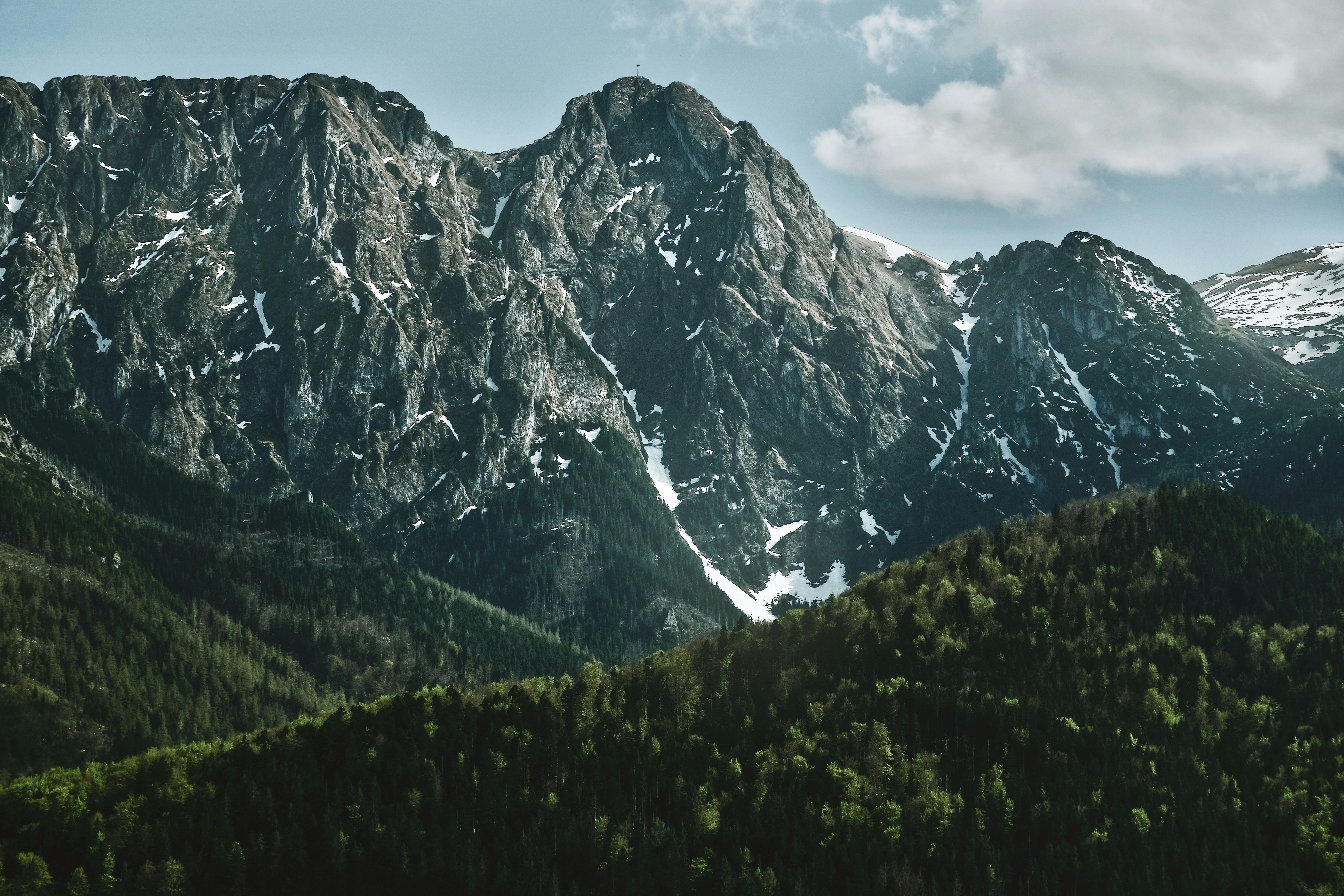 Photo by egorkomarov