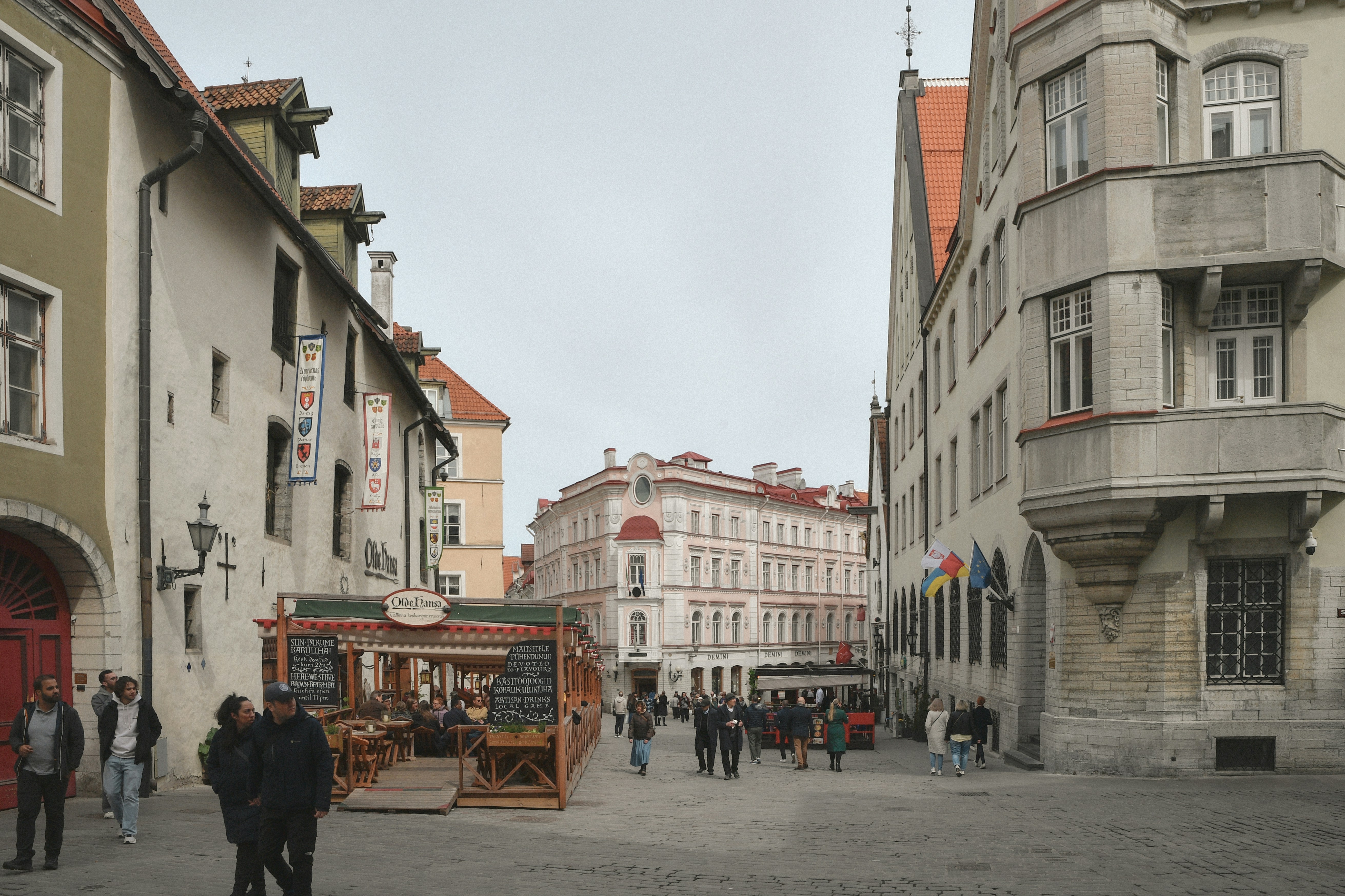 Photo by stadinstudio