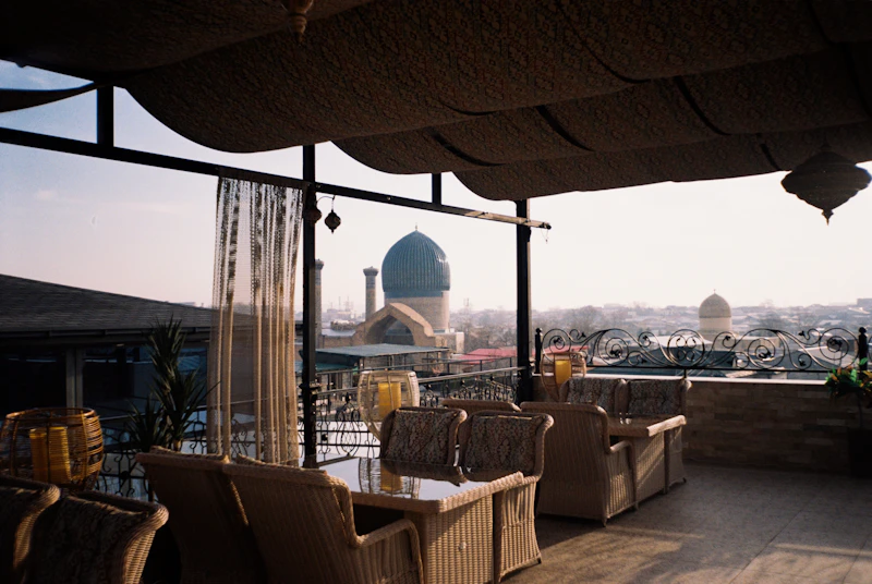 Best Rooftop Cafes in Bari With Views Worth the Climb