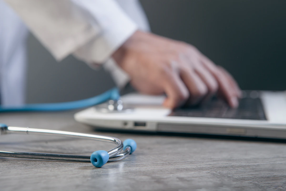 Patient Satisfaction Surveys: Automated vs Manual in 2026