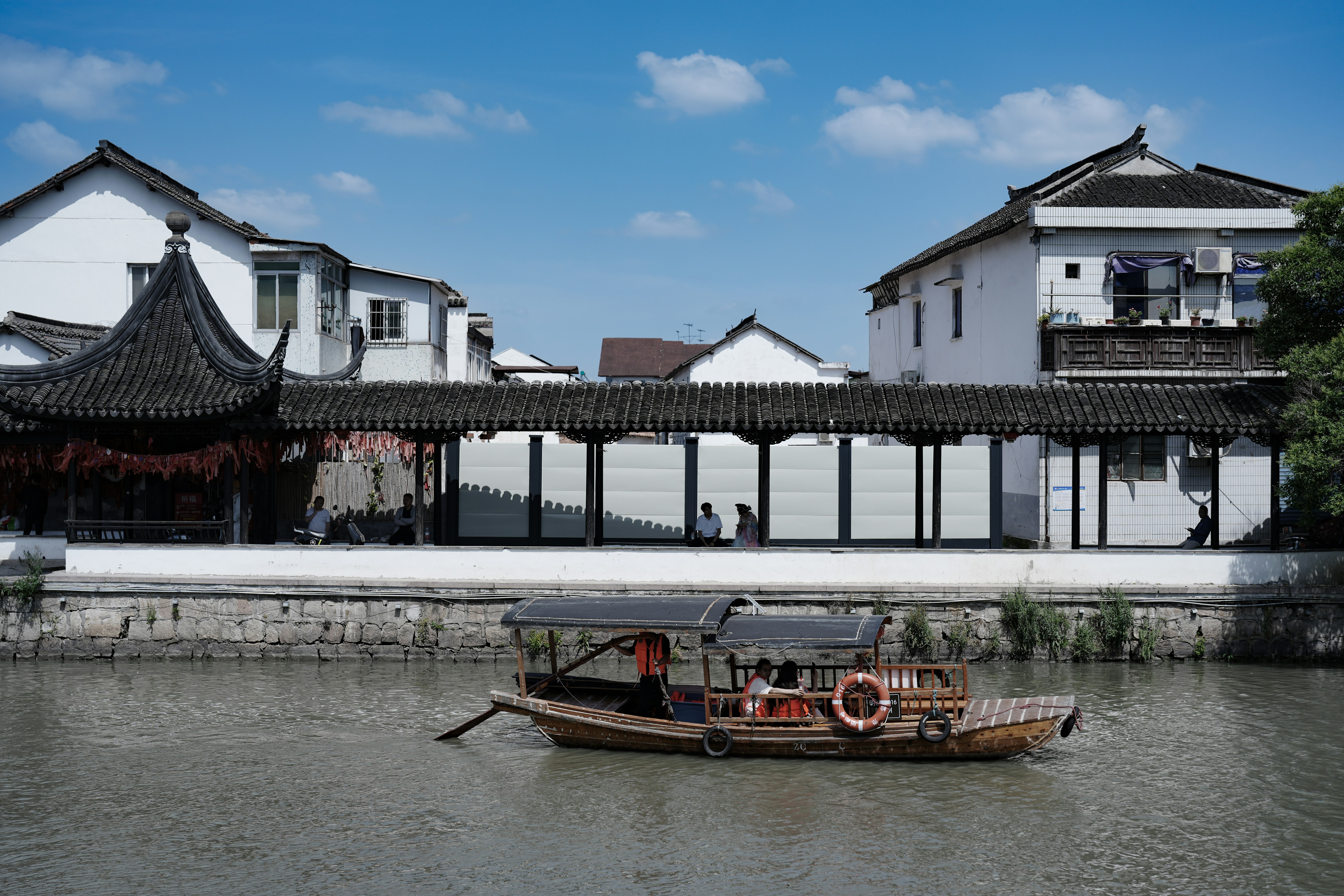 Photo by zhengyijun