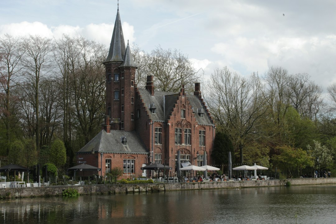 lakeside terrace dining