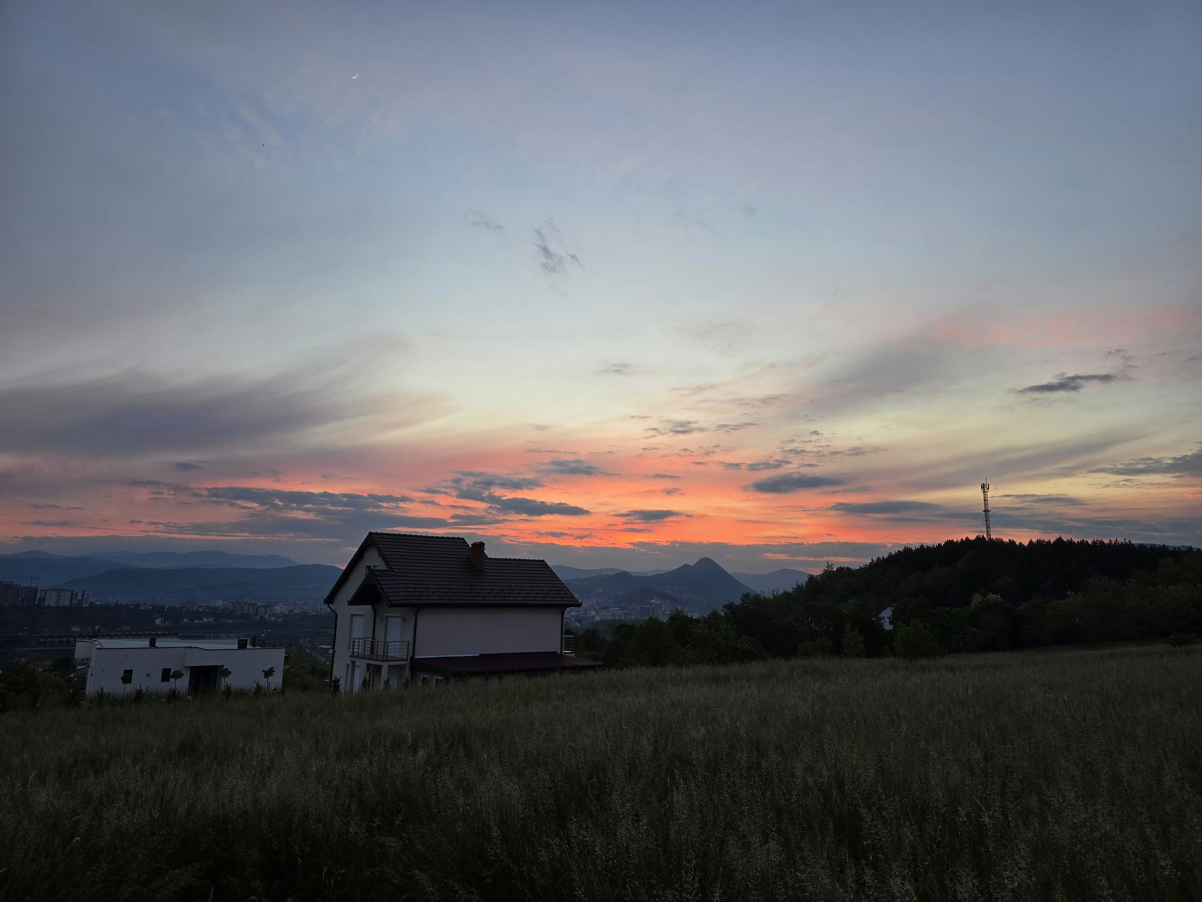 Photo by alberthyseni