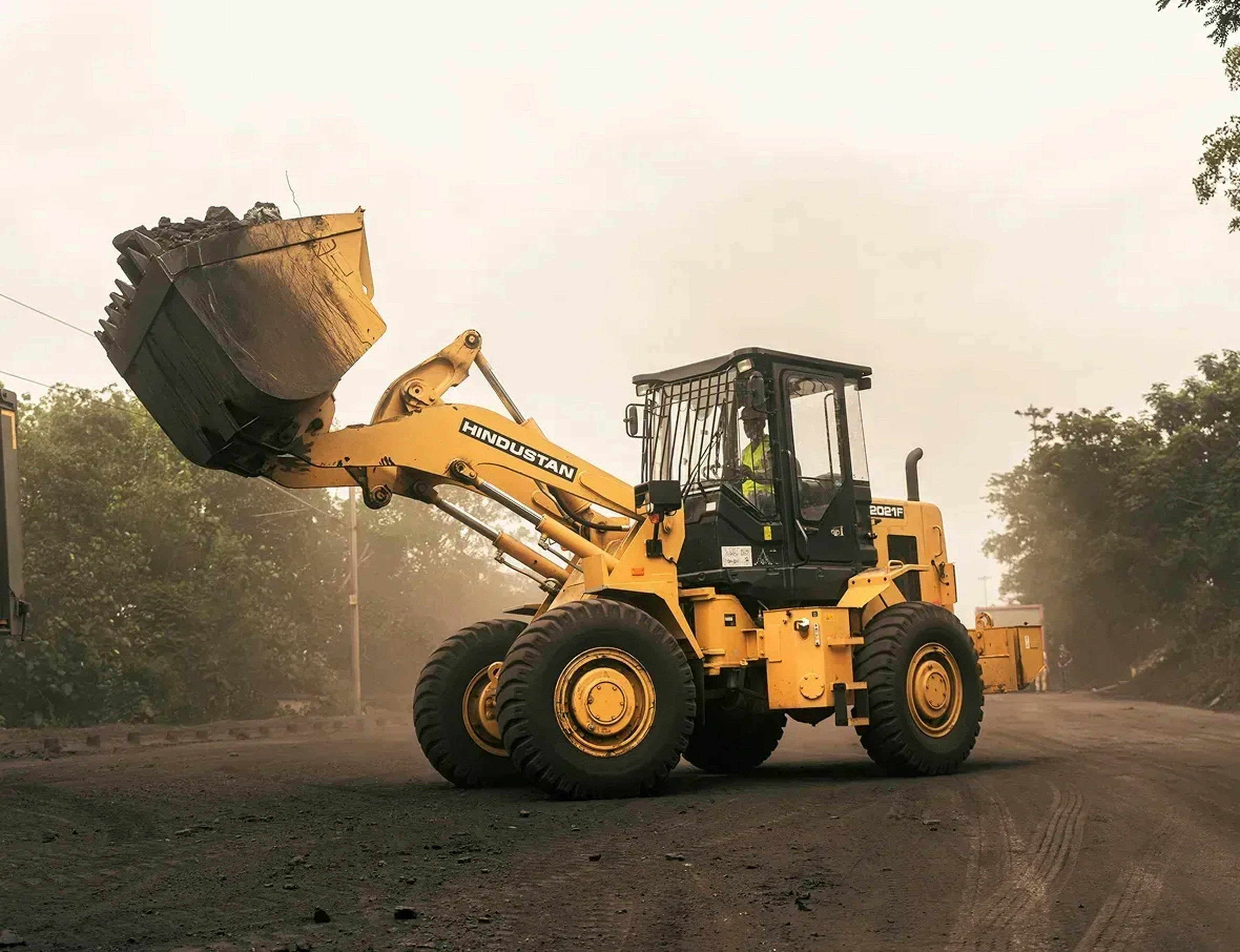 Heavy machine