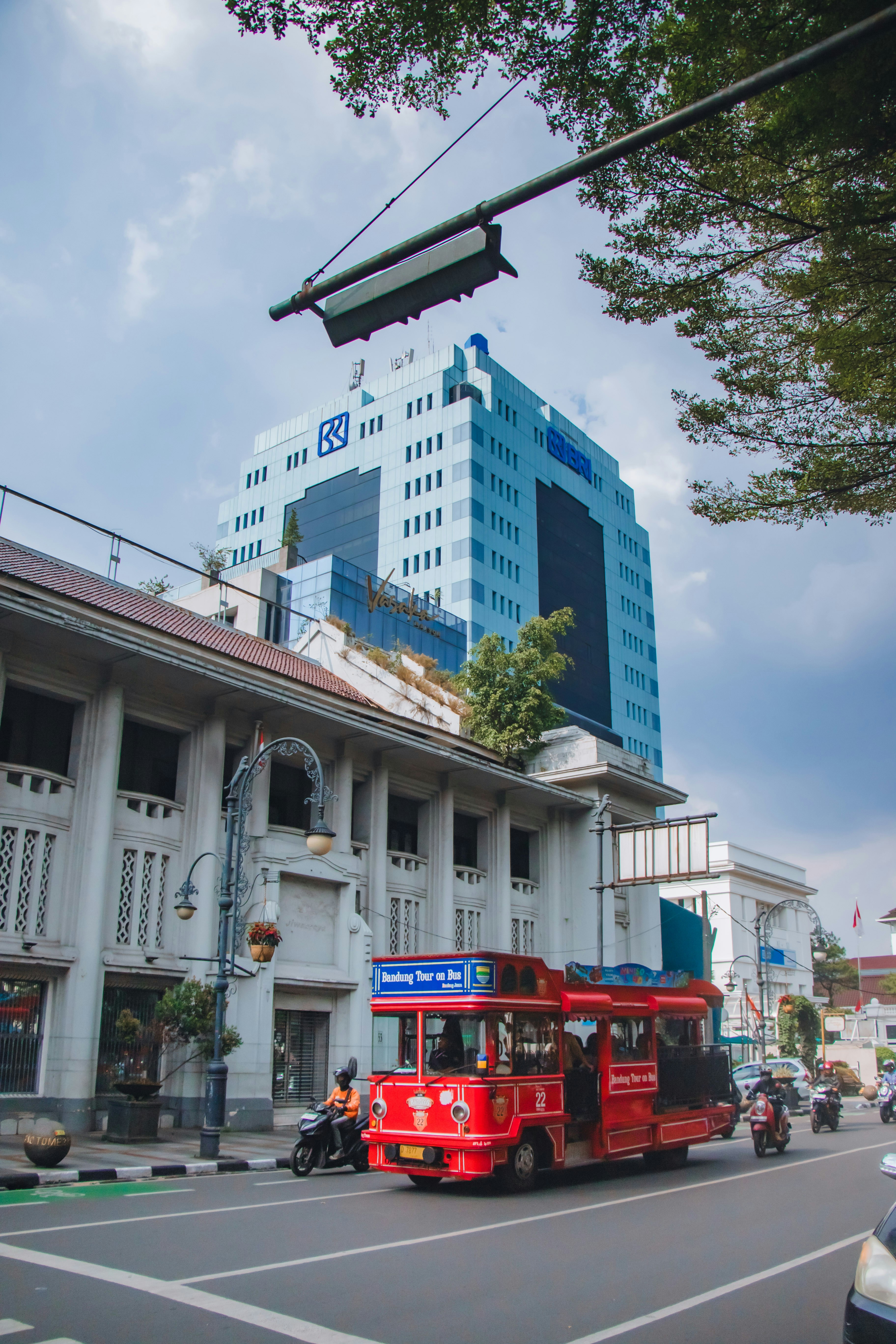 Where Cash Is Still Non-Negotiable in Bali