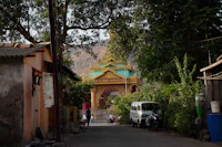 Best Neighborhoods to Stay in Igatpuri: Where to Book and What to Expect