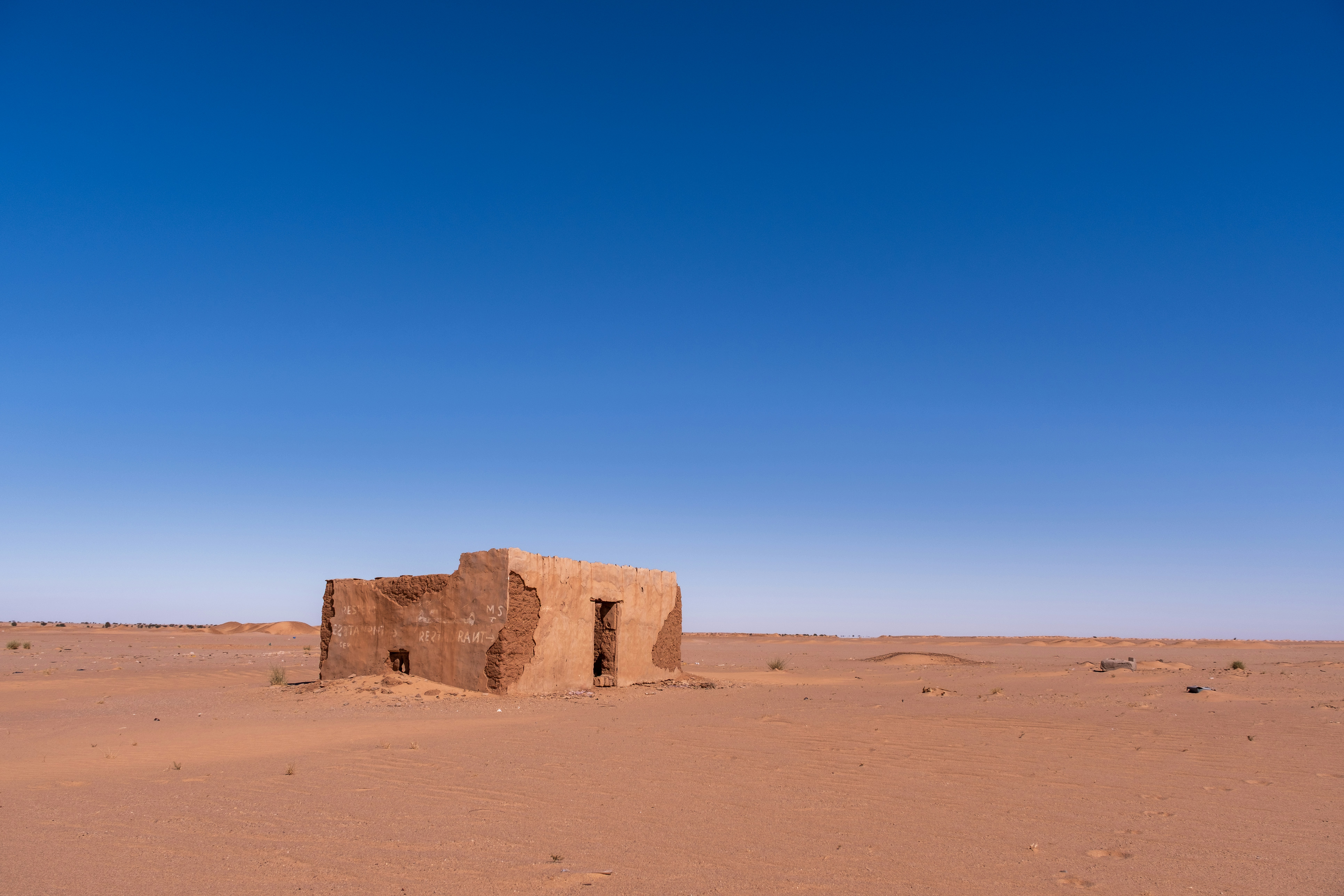 Mauritania Iron Ore Train: Ultimate 10-Day Desert to Coast Itinerary