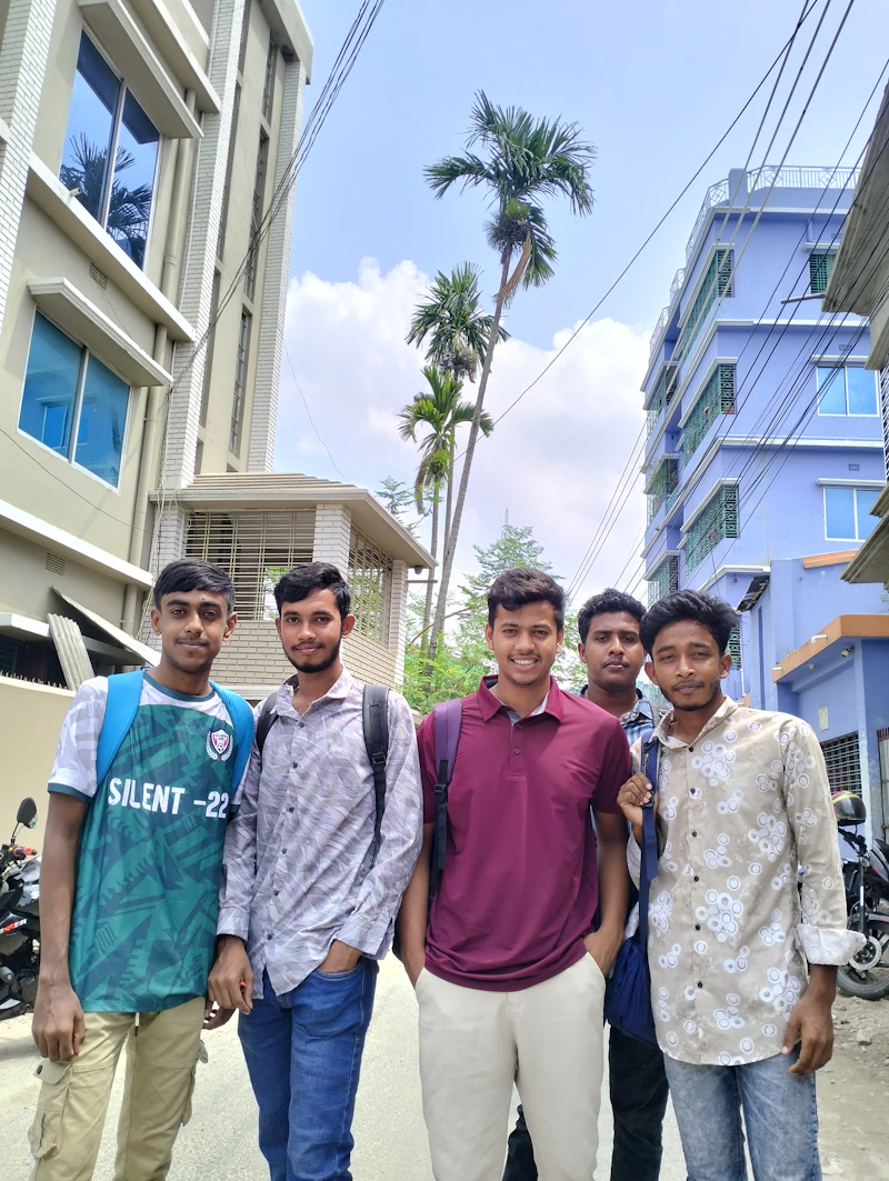A group of Vidyodaya Academy students on campus