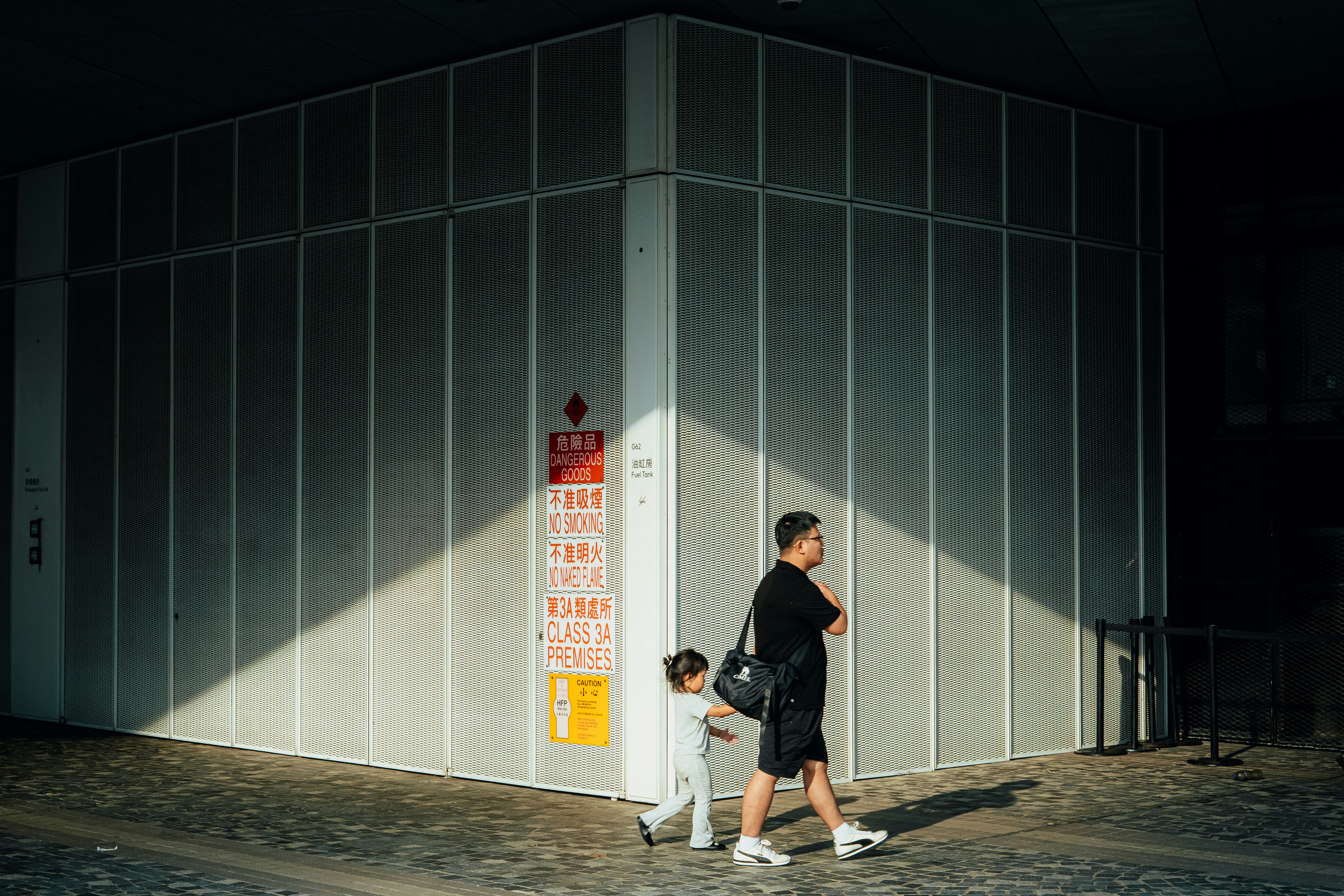 Photo by demandshothk