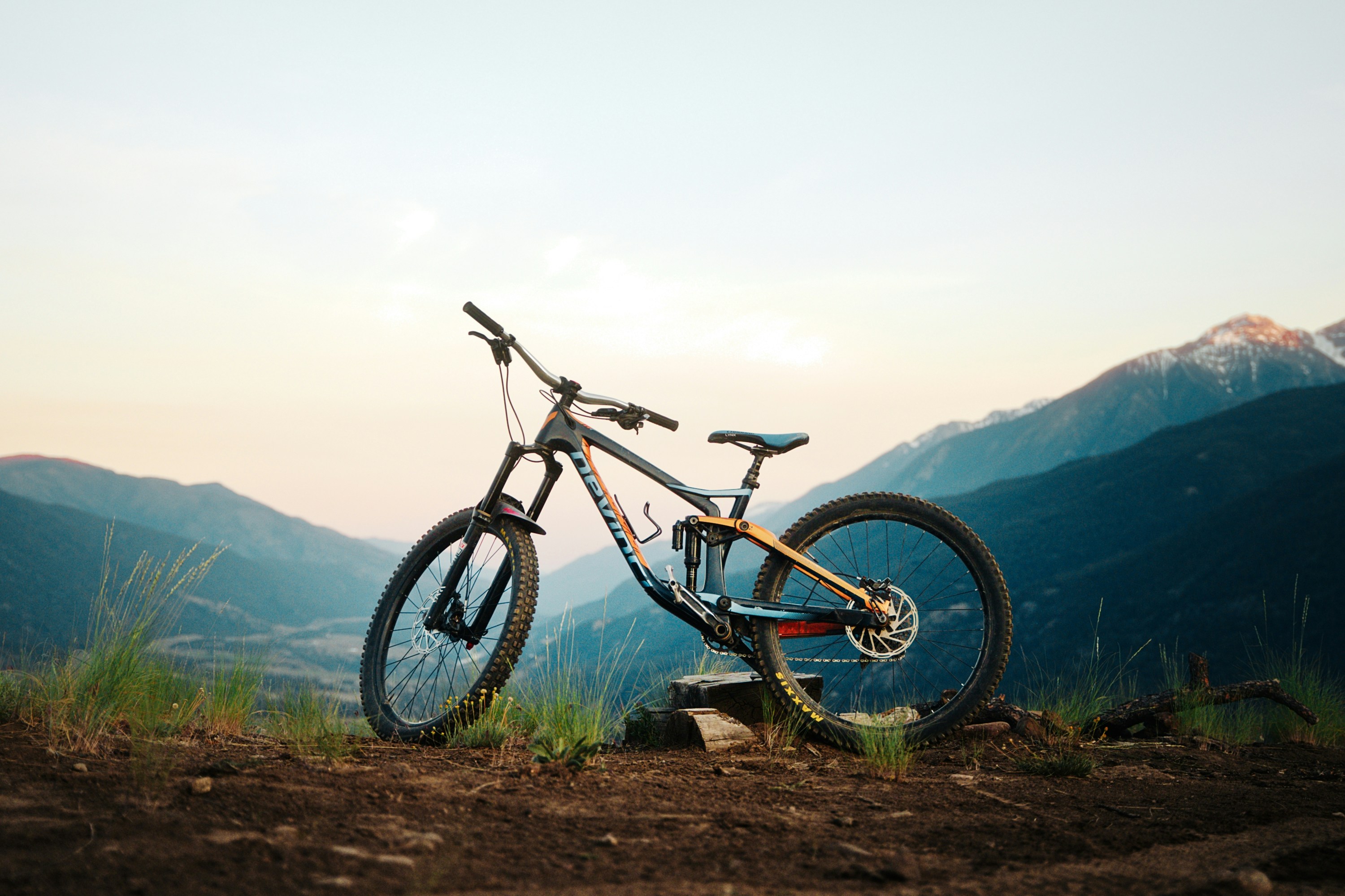 Touring can encompass a good deal of distinctive issues depending upon whom you talk to or discuss to about it. We all know that it can be entertaining to vacation to a new location, but you should really even now have a program so that you do not waste f
