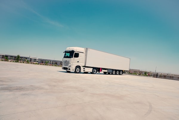2024 Peterbilt 579 Ultraloft