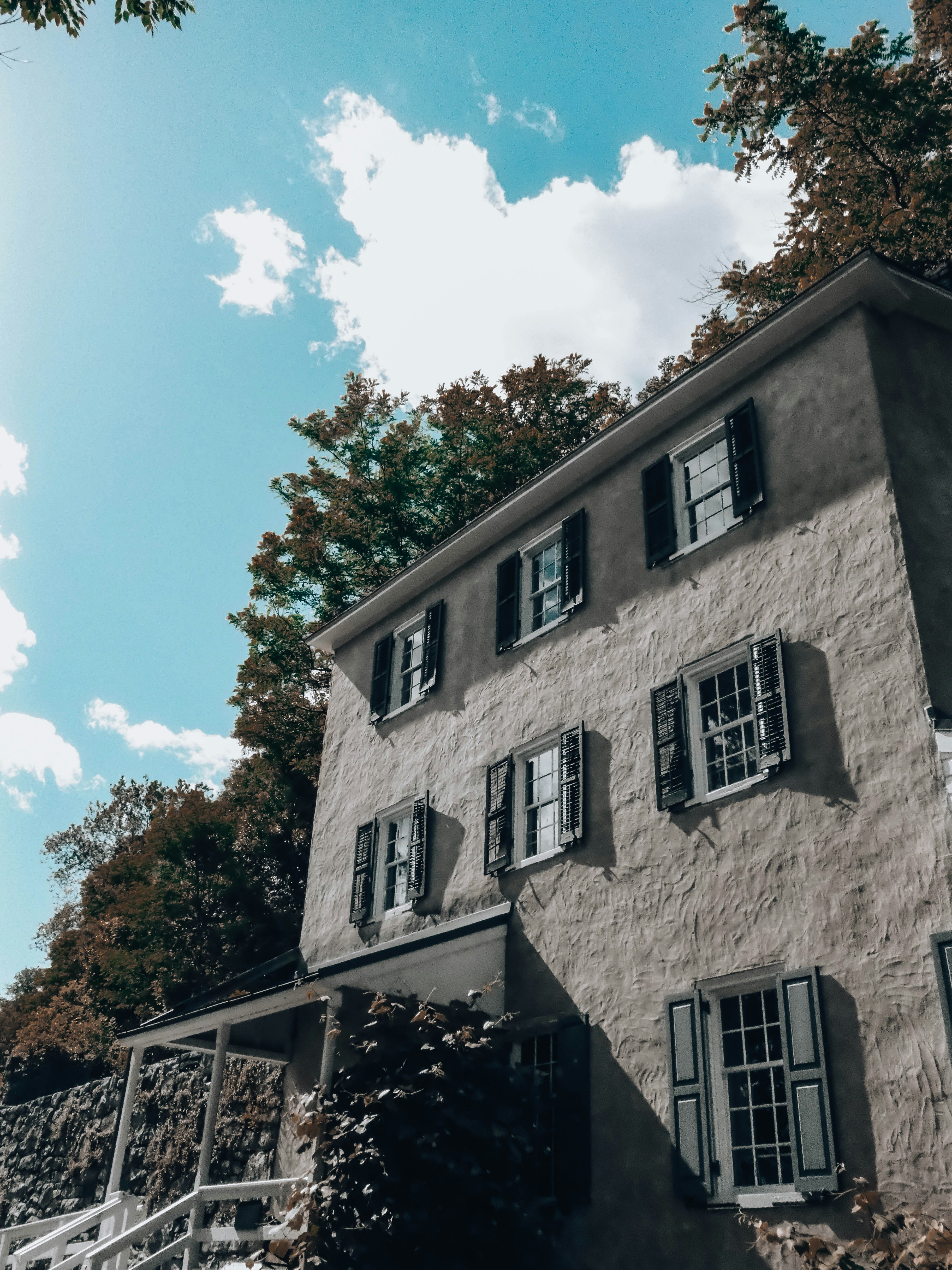 Photo by magicunsplash
